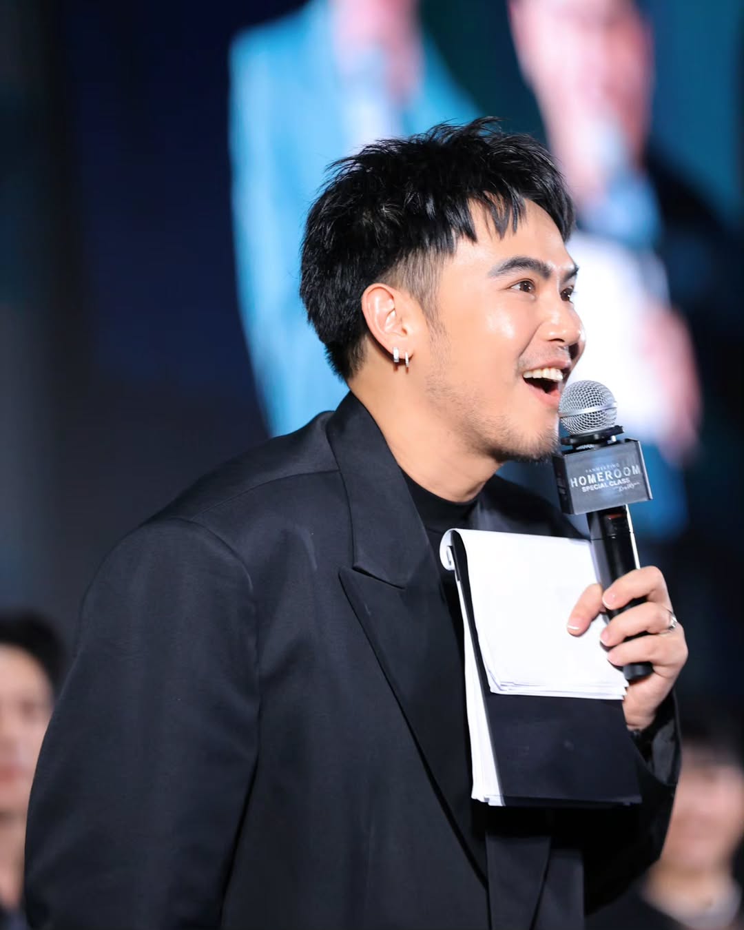 อ๋อง - เขมรัชต์ สุนทรนนท์