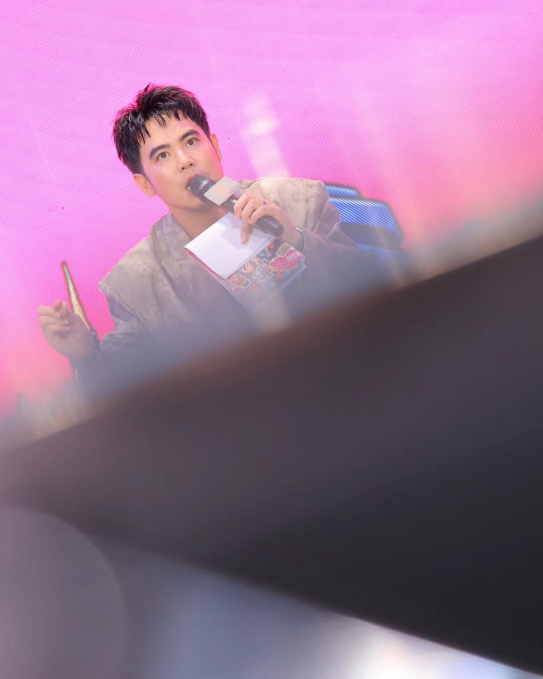 อ๋อง - เขมรัชต์ สุนทรนนท์