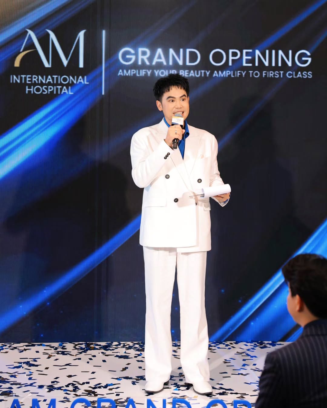 อ๋อง - เขมรัชต์ สุนทรนนท์