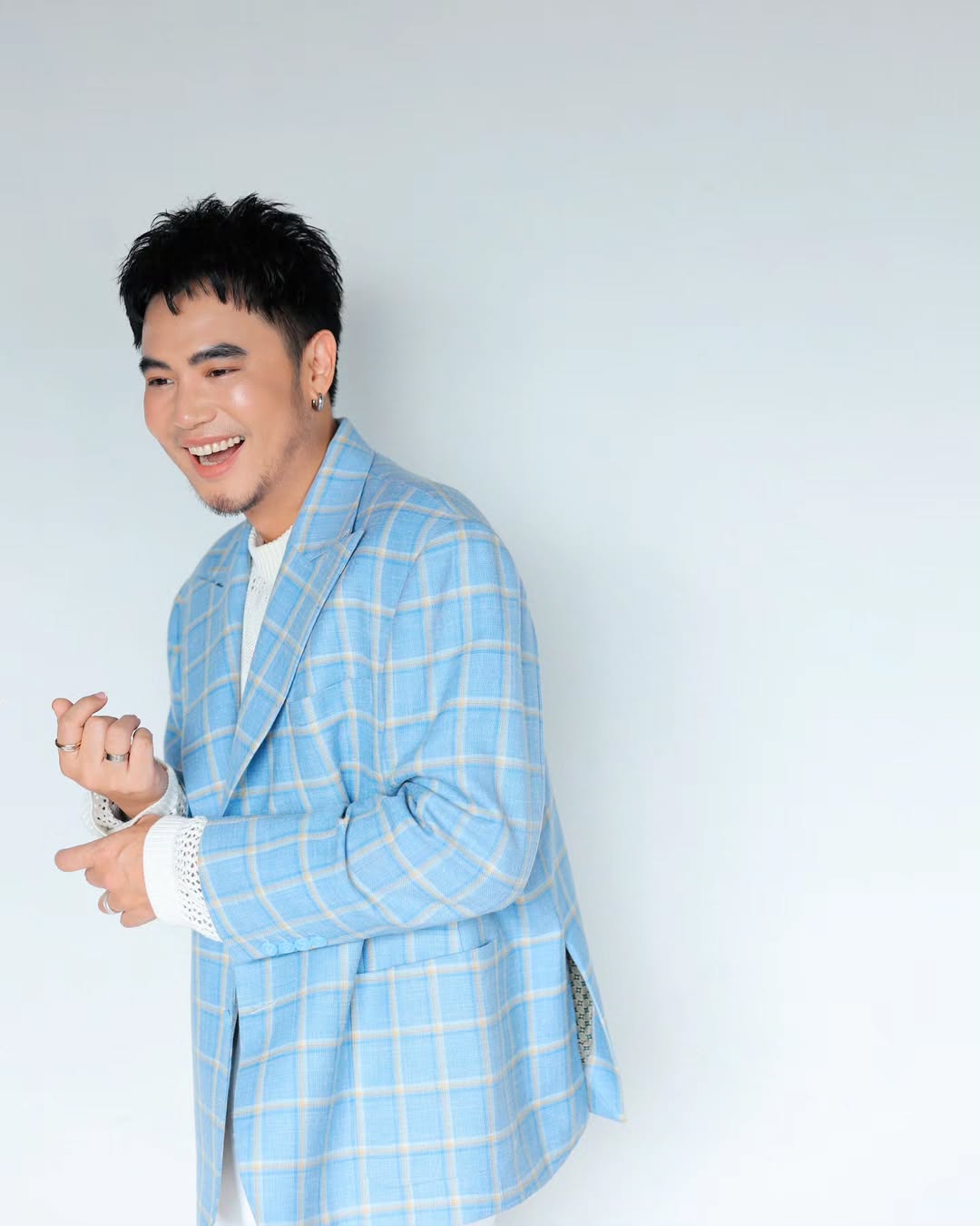 อ๋อง - เขมรัชต์ สุนทรนนท์