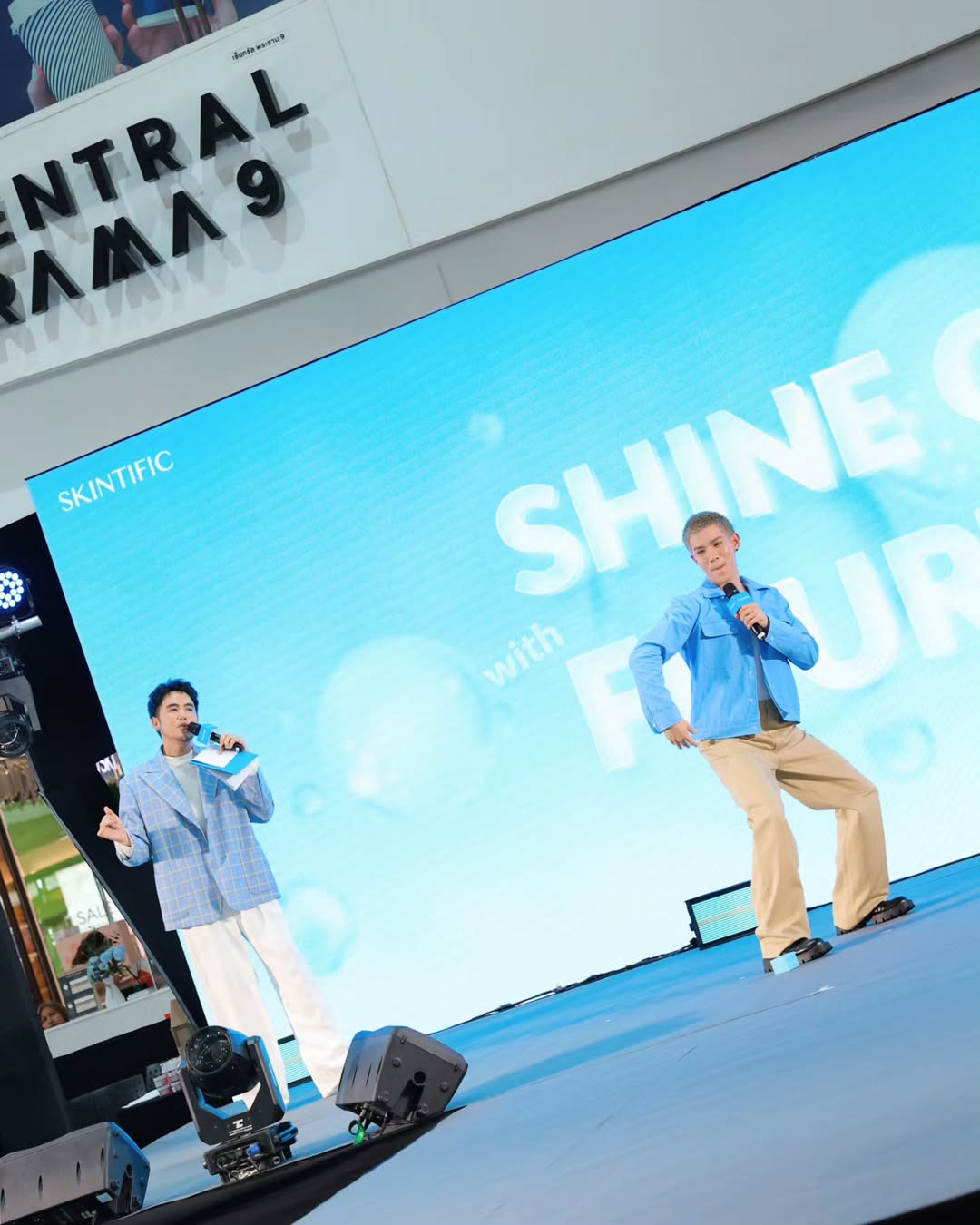 อ๋อง - เขมรัชต์ สุนทรนนท์