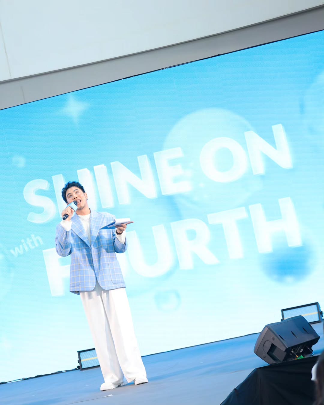 อ๋อง - เขมรัชต์ สุนทรนนท์