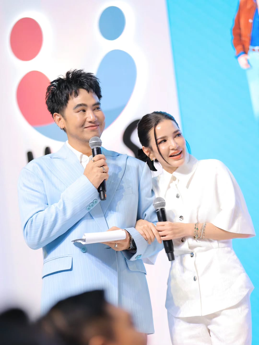 อ๋อง - เขมรัชต์ สุนทรนนท์