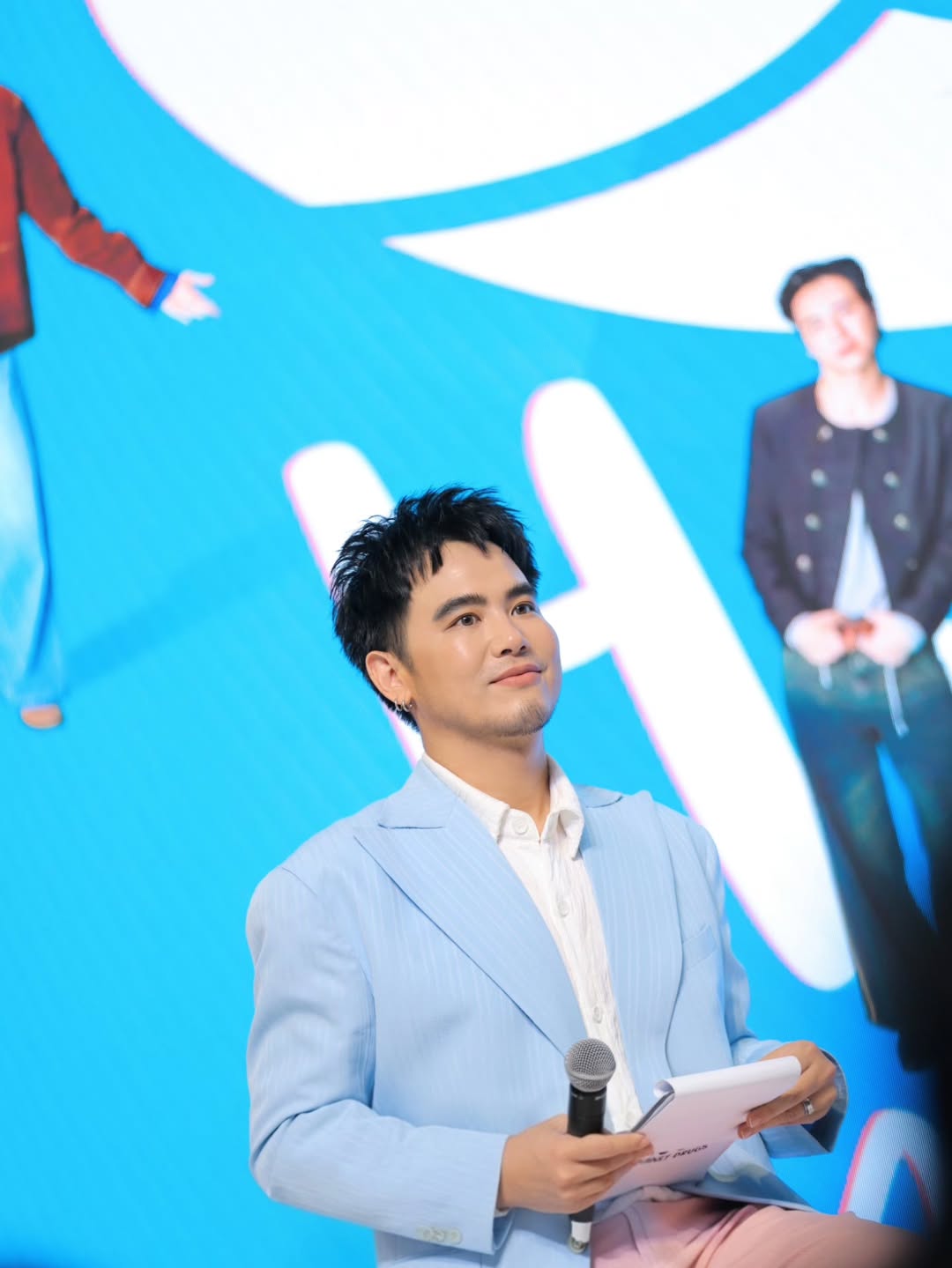 อ๋อง - เขมรัชต์ สุนทรนนท์