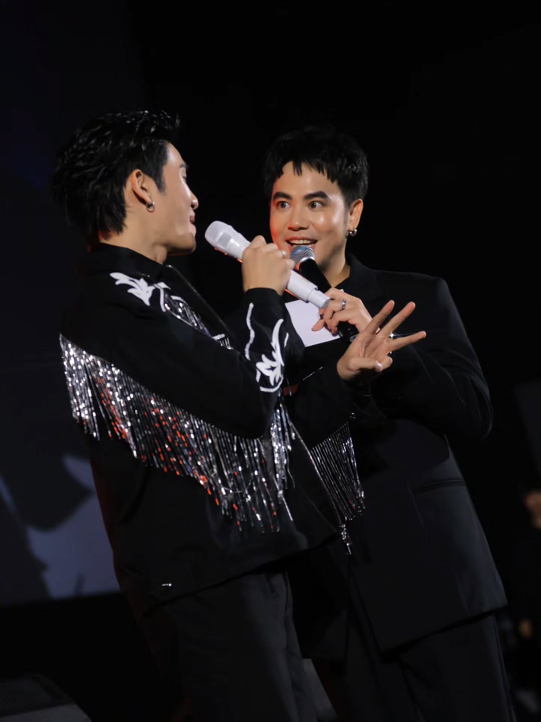 อ๋อง - เขมรัชต์ สุนทรนนท์