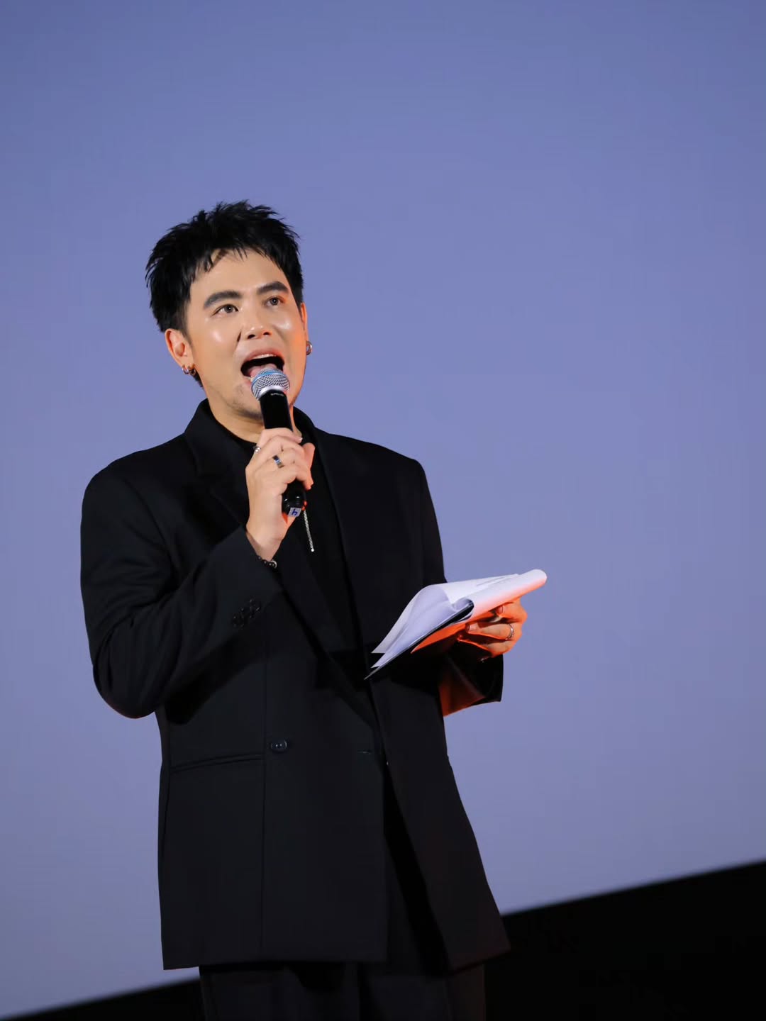 อ๋อง - เขมรัชต์ สุนทรนนท์