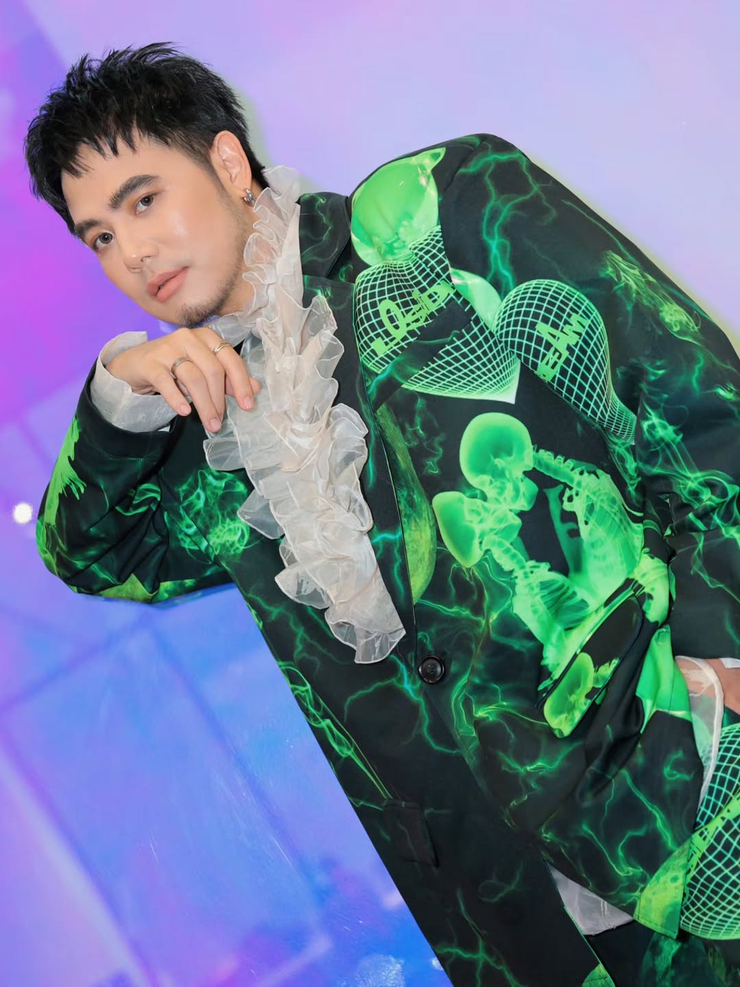 อ๋อง - เขมรัชต์ สุนทรนนท์