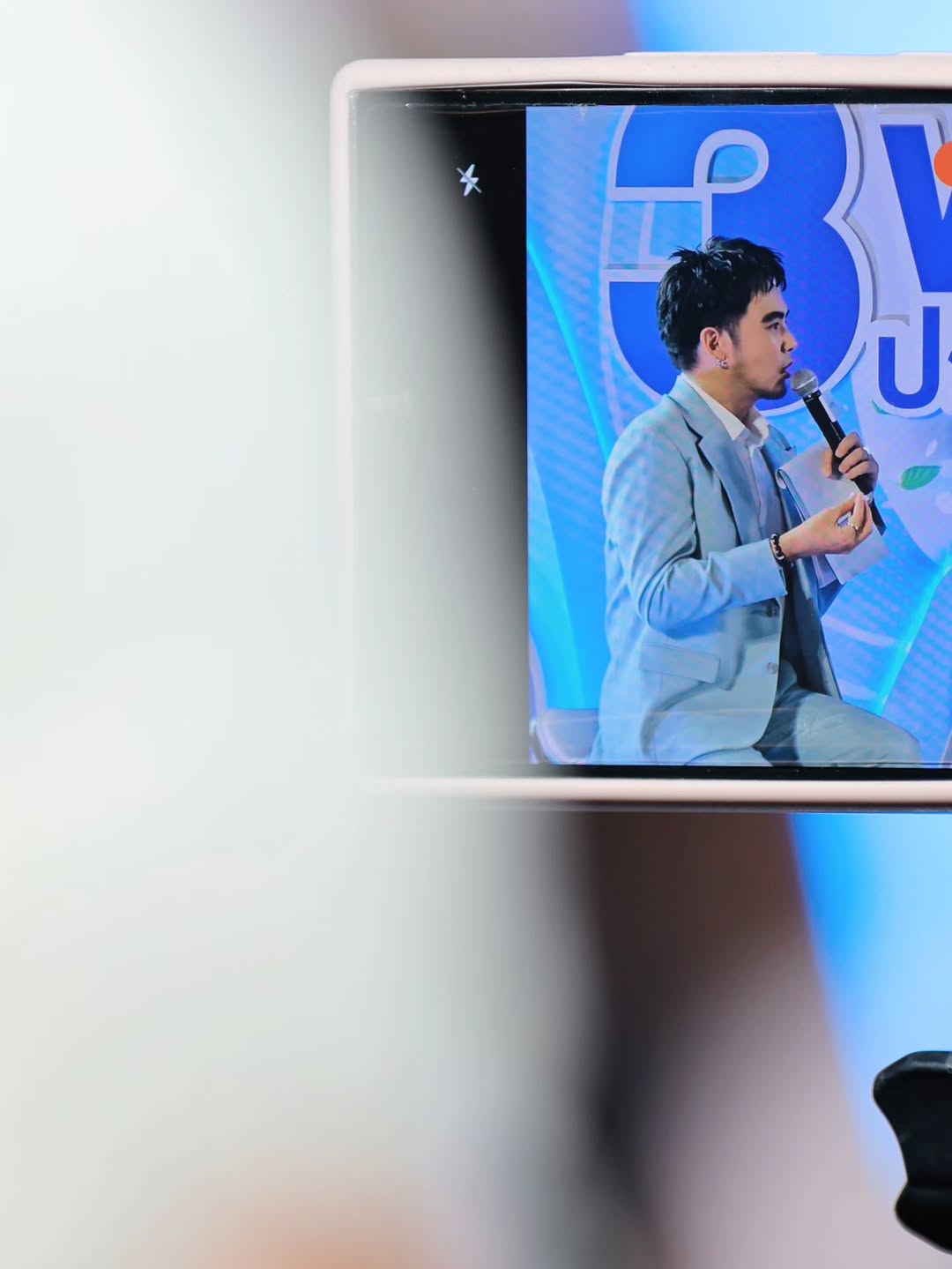 อ๋อง - เขมรัชต์ สุนทรนนท์