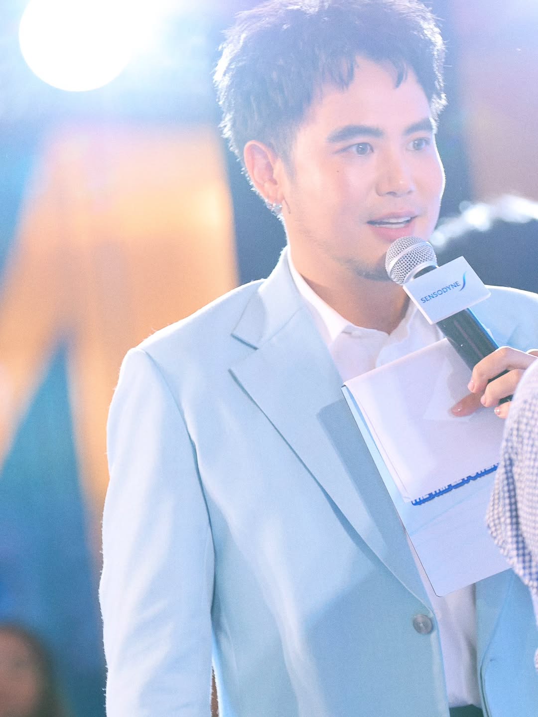 อ๋อง - เขมรัชต์ สุนทรนนท์