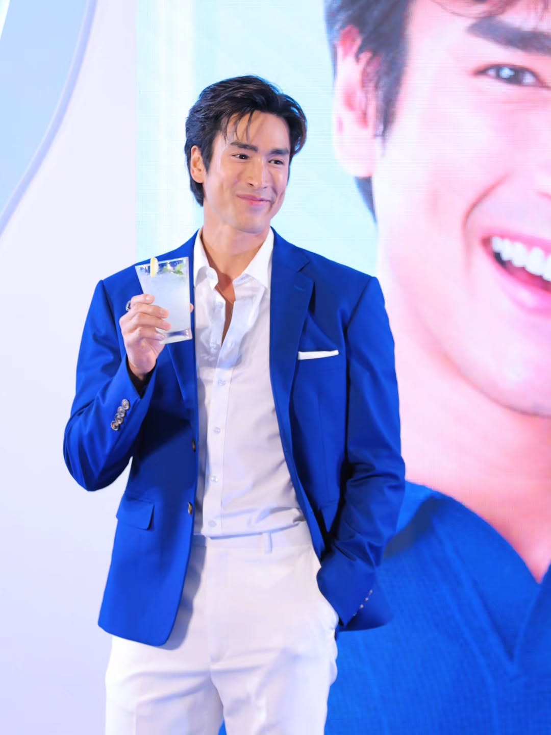 อ๋อง - เขมรัชต์ สุนทรนนท์