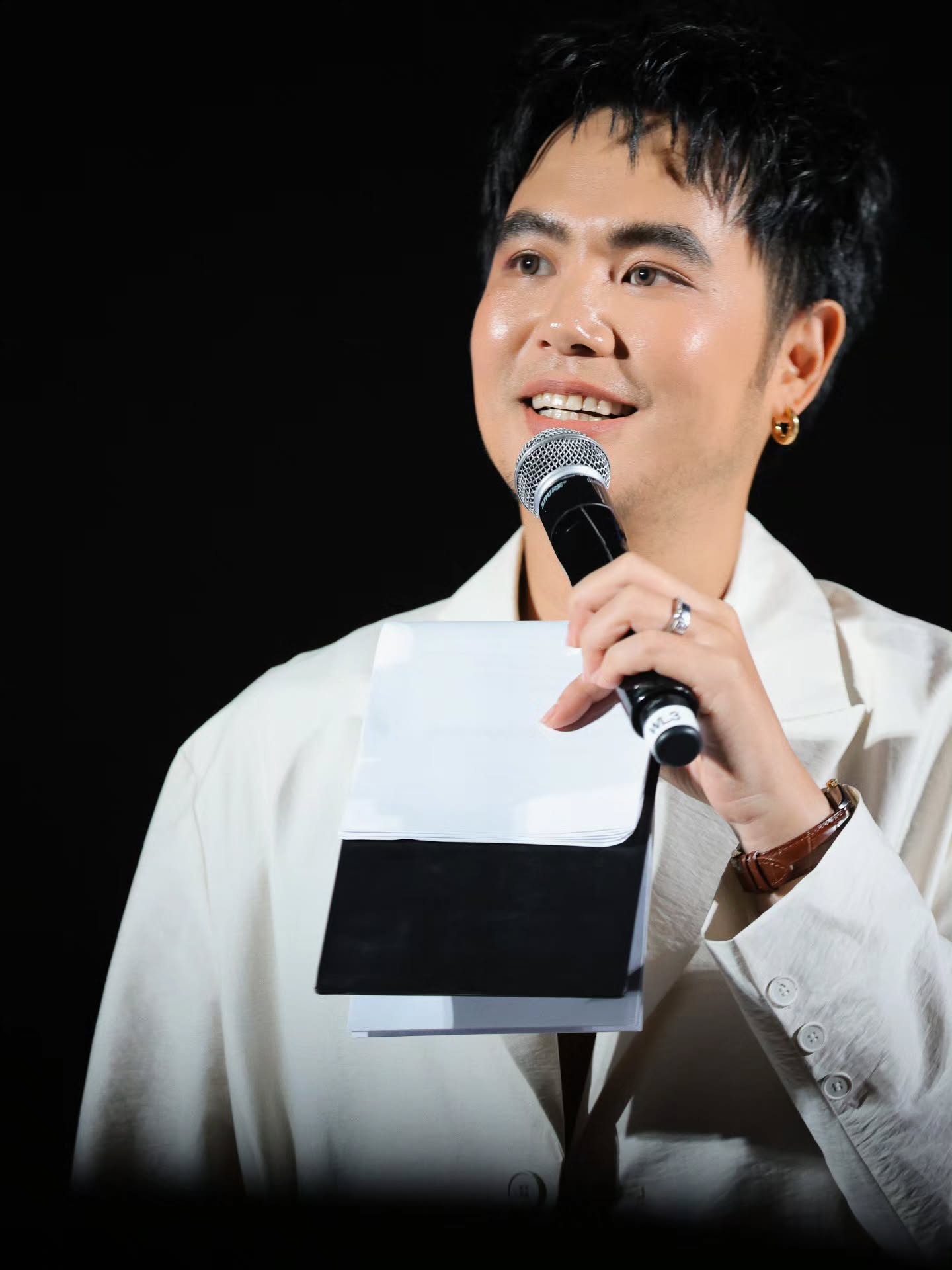 อ๋อง - เขมรัชต์ สุนทรนนท์