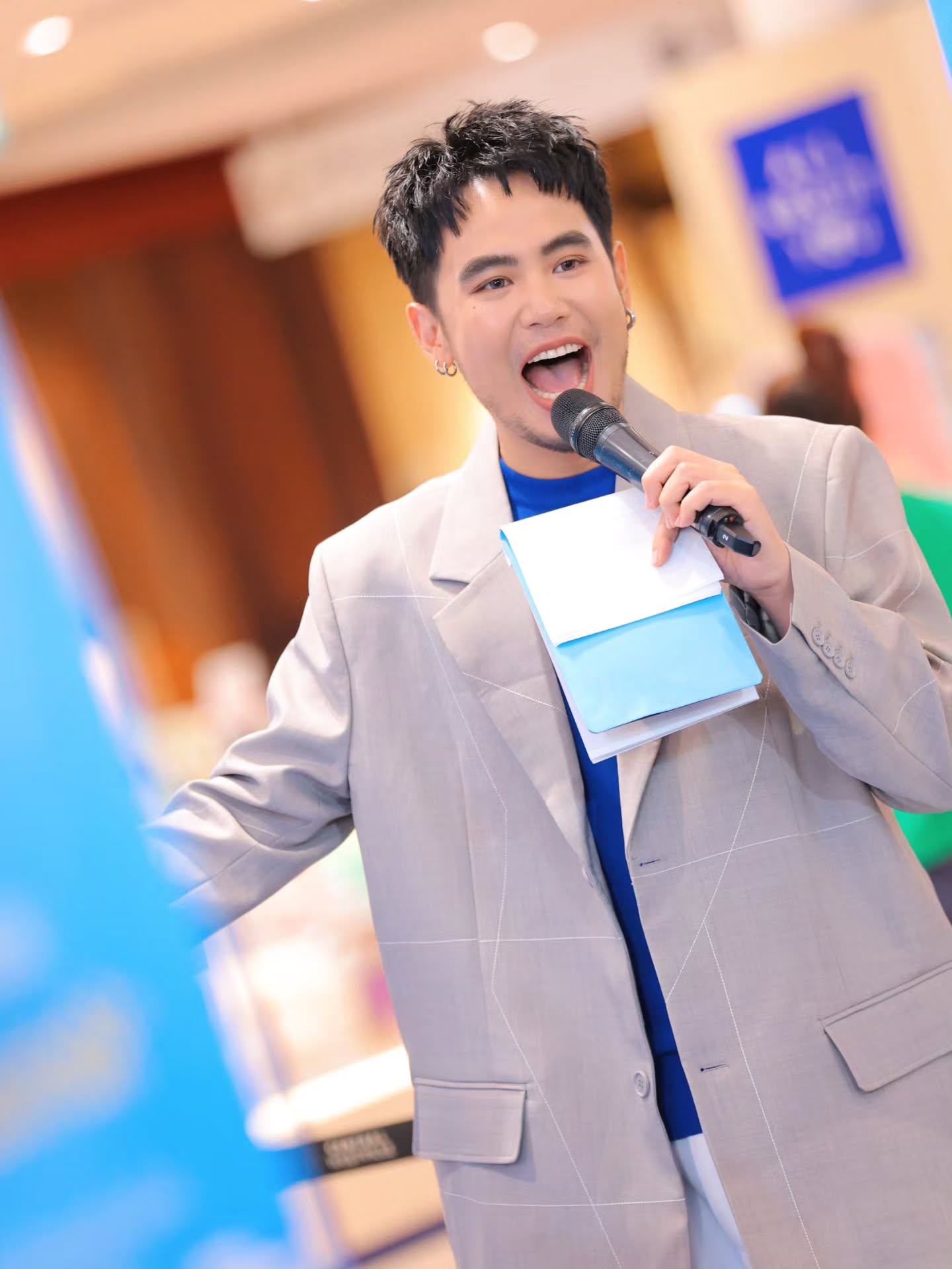 อ๋อง - เขมรัชต์ สุนทรนนท์