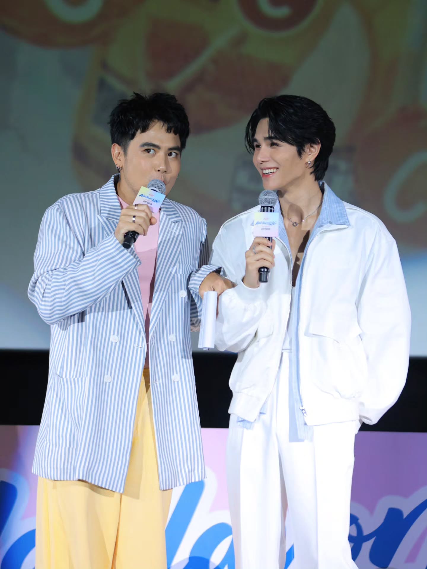 อ๋อง - เขมรัชต์ สุนทรนนท์