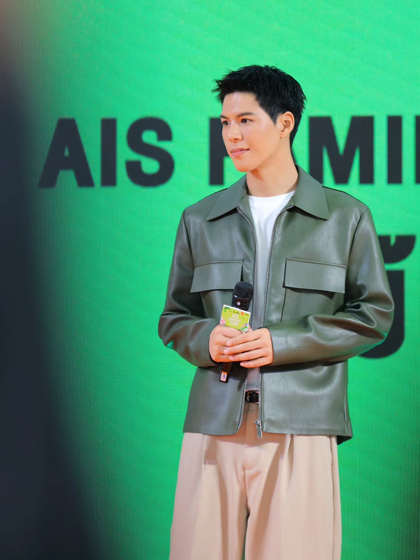 อ๋อง - เขมรัชต์ สุนทรนนท์