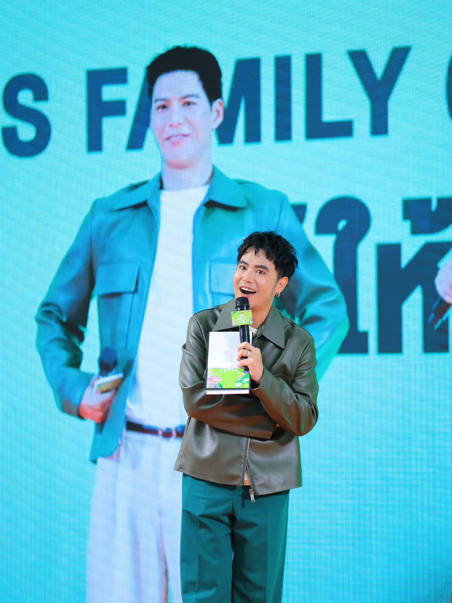 อ๋อง - เขมรัชต์ สุนทรนนท์