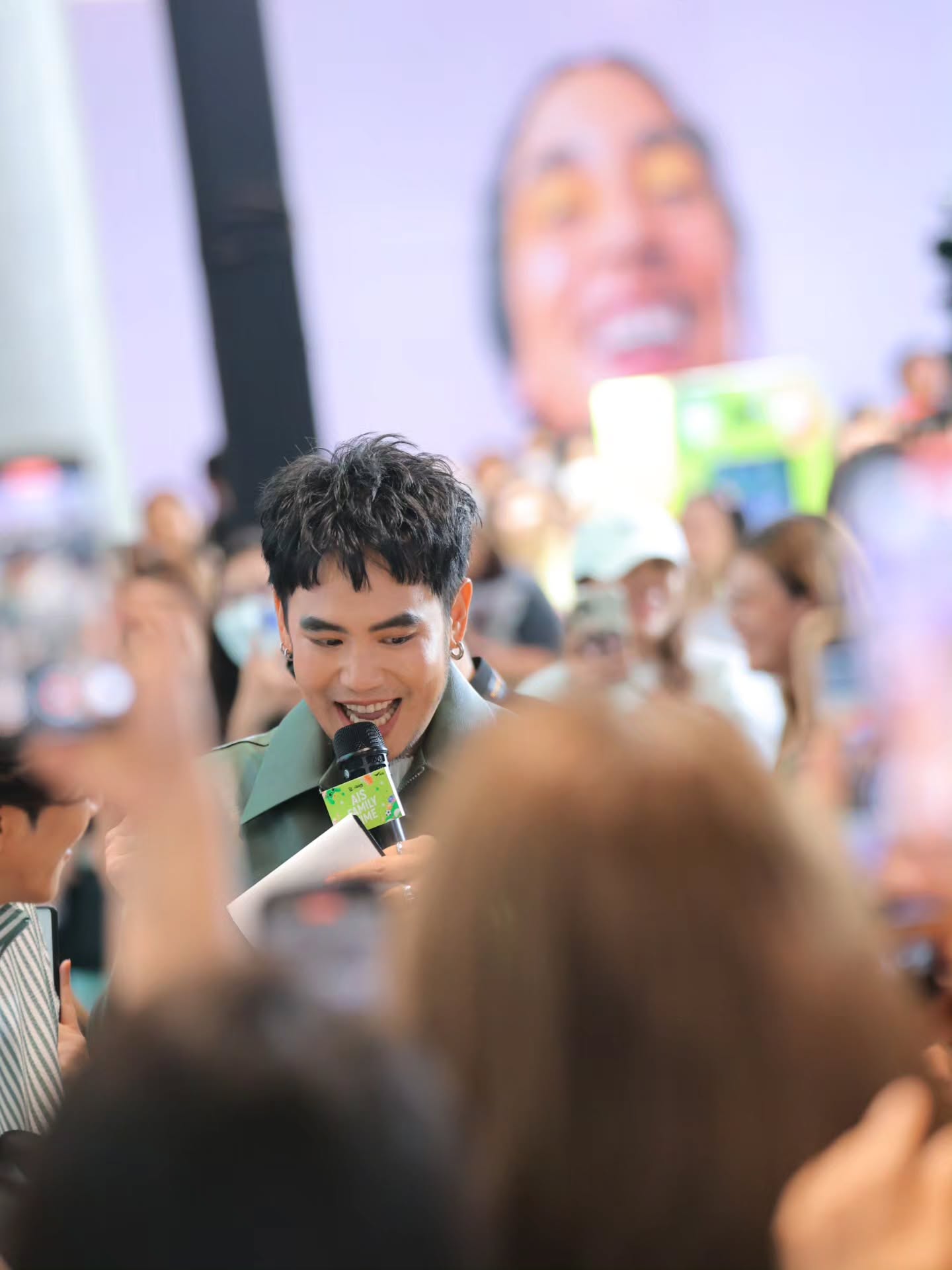 อ๋อง - เขมรัชต์ สุนทรนนท์