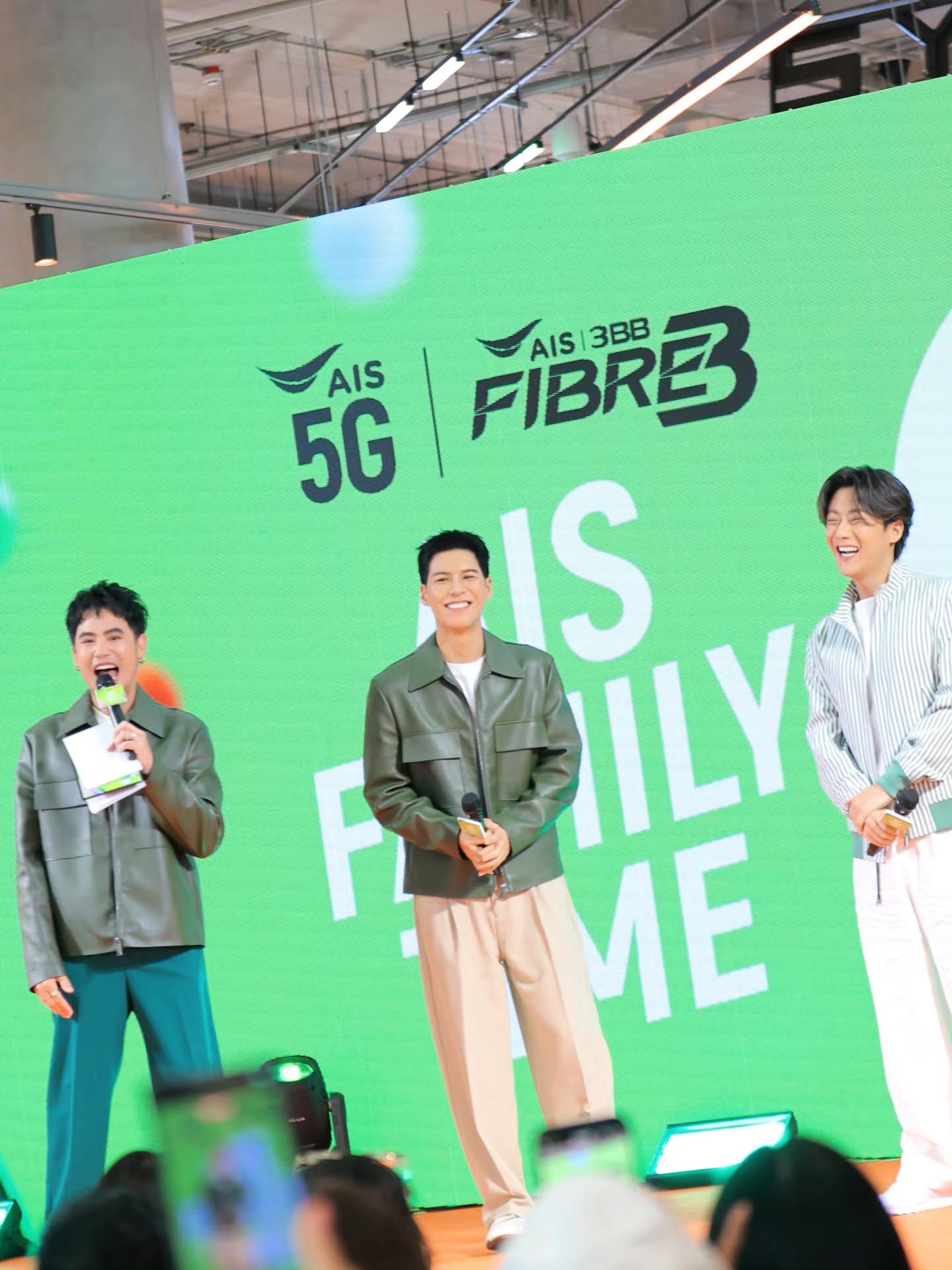 อ๋อง - เขมรัชต์ สุนทรนนท์