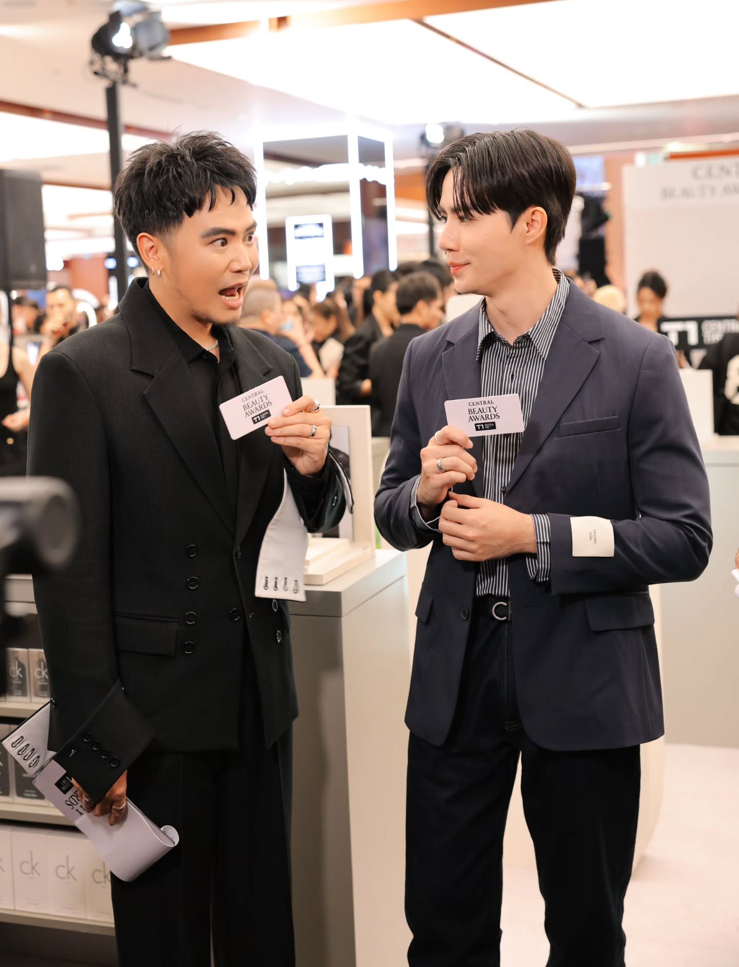 อ๋อง - เขมรัชต์ สุนทรนนท์
