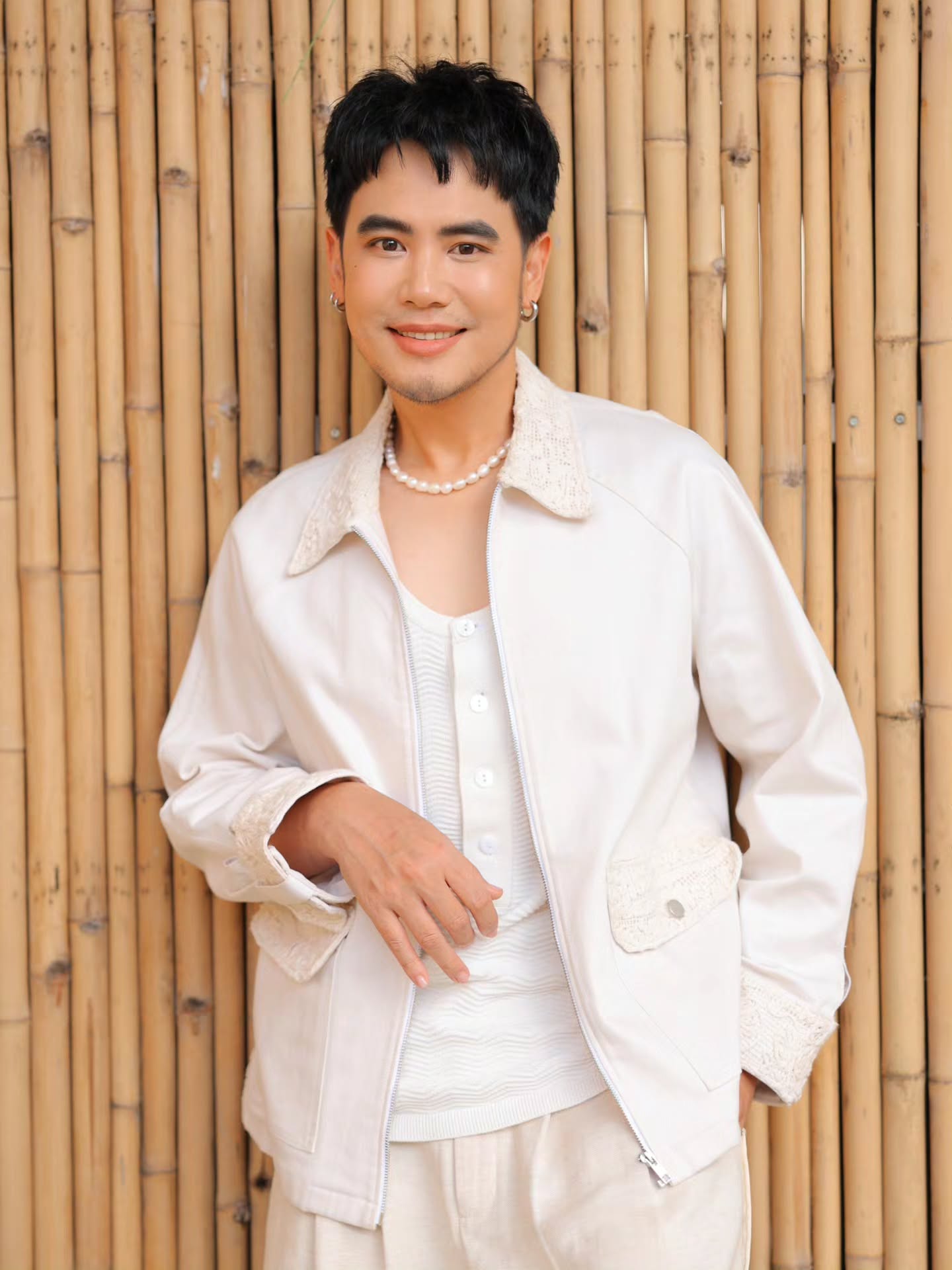 อ๋อง - เขมรัชต์ สุนทรนนท์