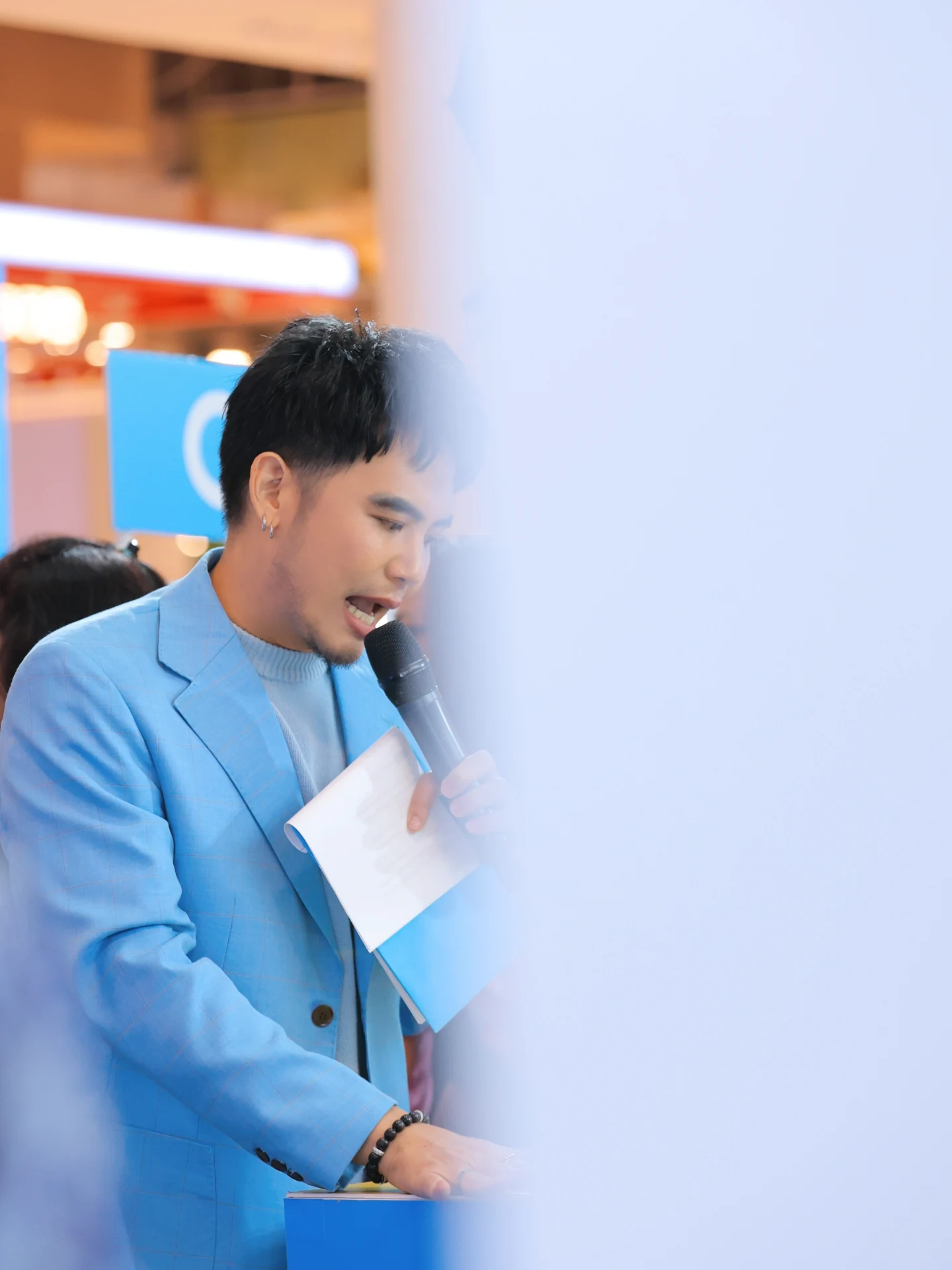 อ๋อง - เขมรัชต์ สุนทรนนท์