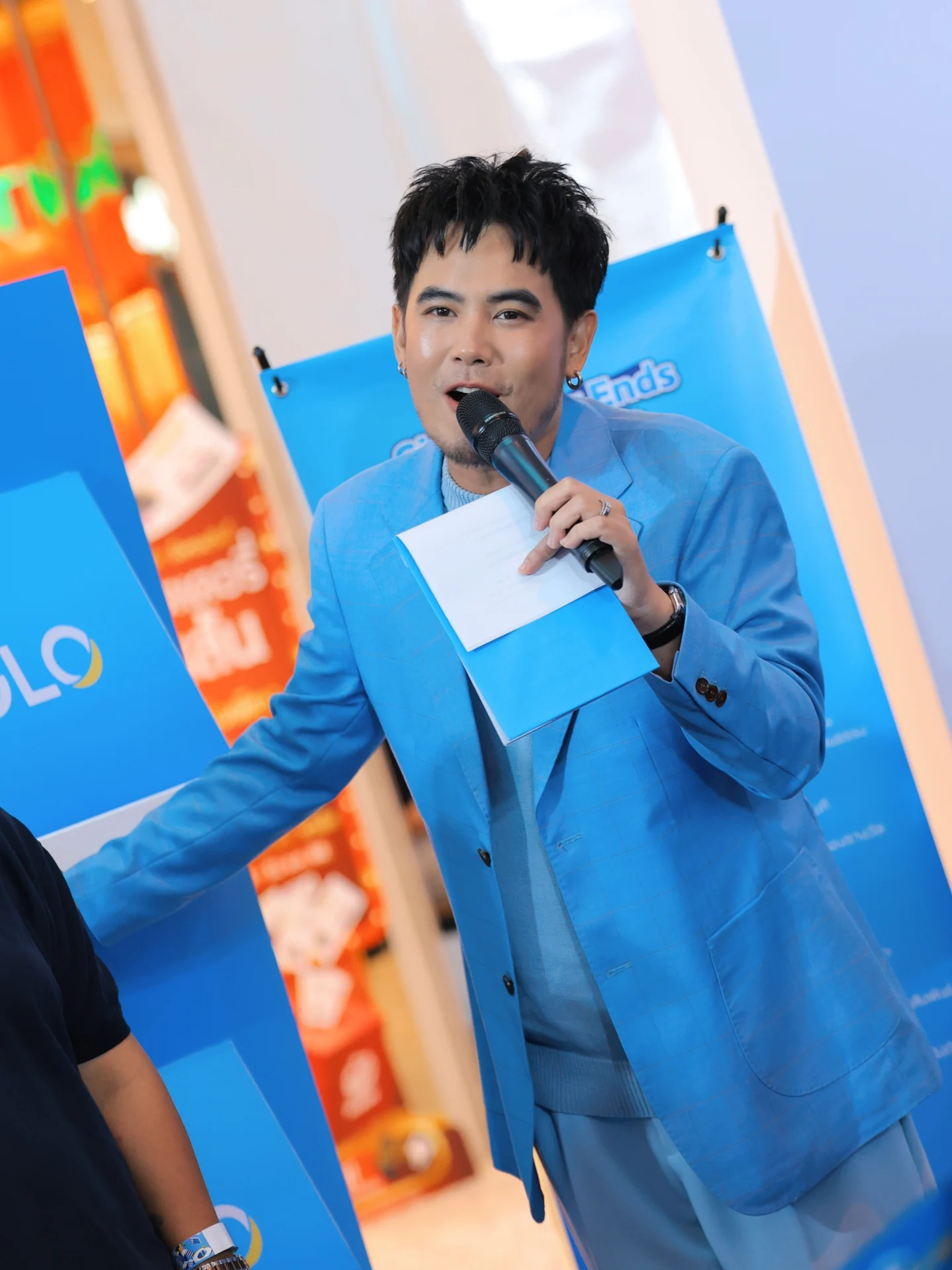 อ๋อง - เขมรัชต์ สุนทรนนท์