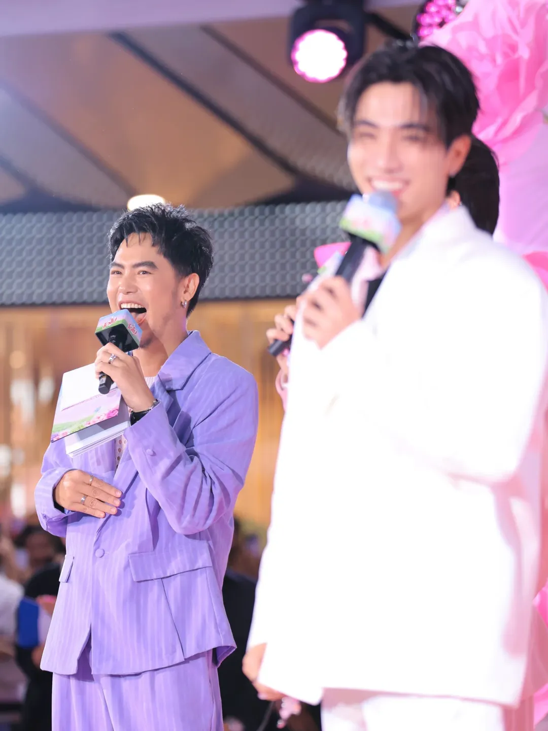 อ๋อง - เขมรัชต์ สุนทรนนท์