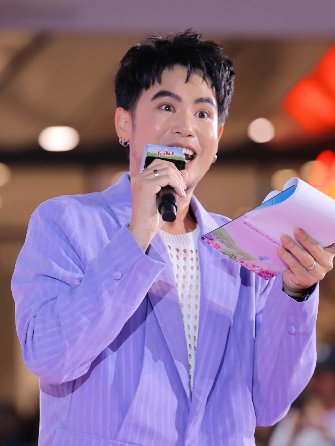 อ๋อง - เขมรัชต์ สุนทรนนท์