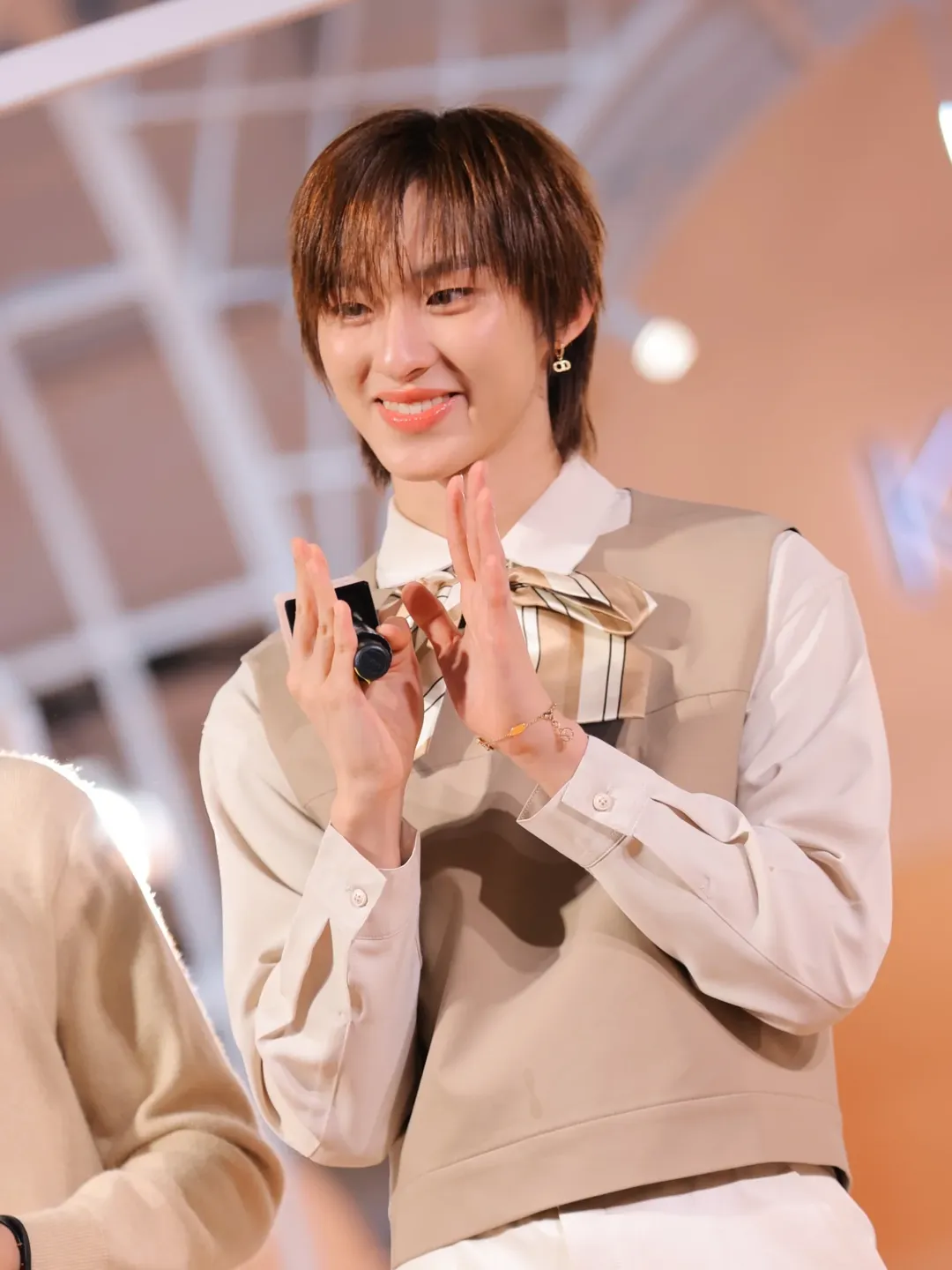อ๋อง - เขมรัชต์ สุนทรนนท์