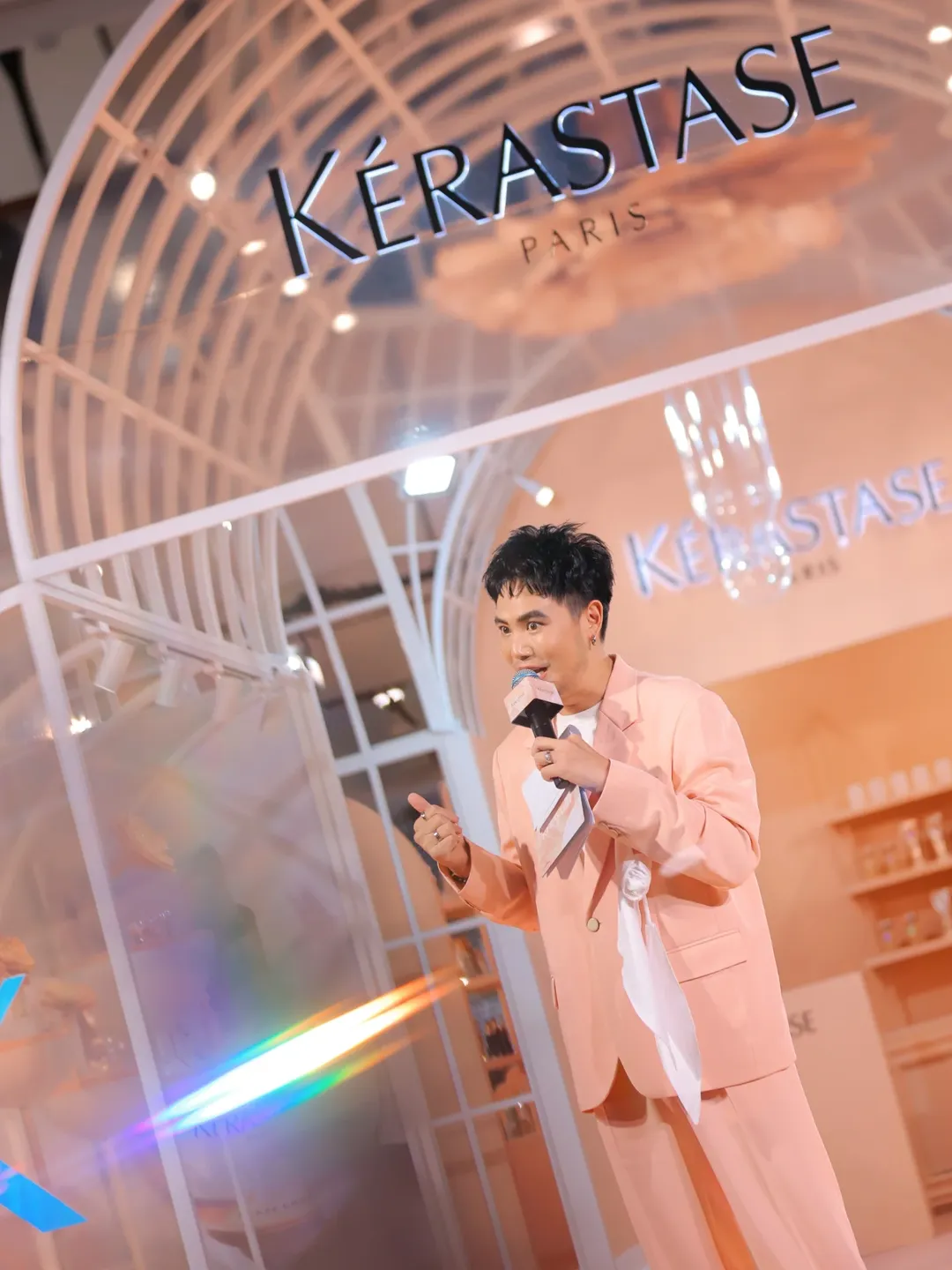 อ๋อง - เขมรัชต์ สุนทรนนท์