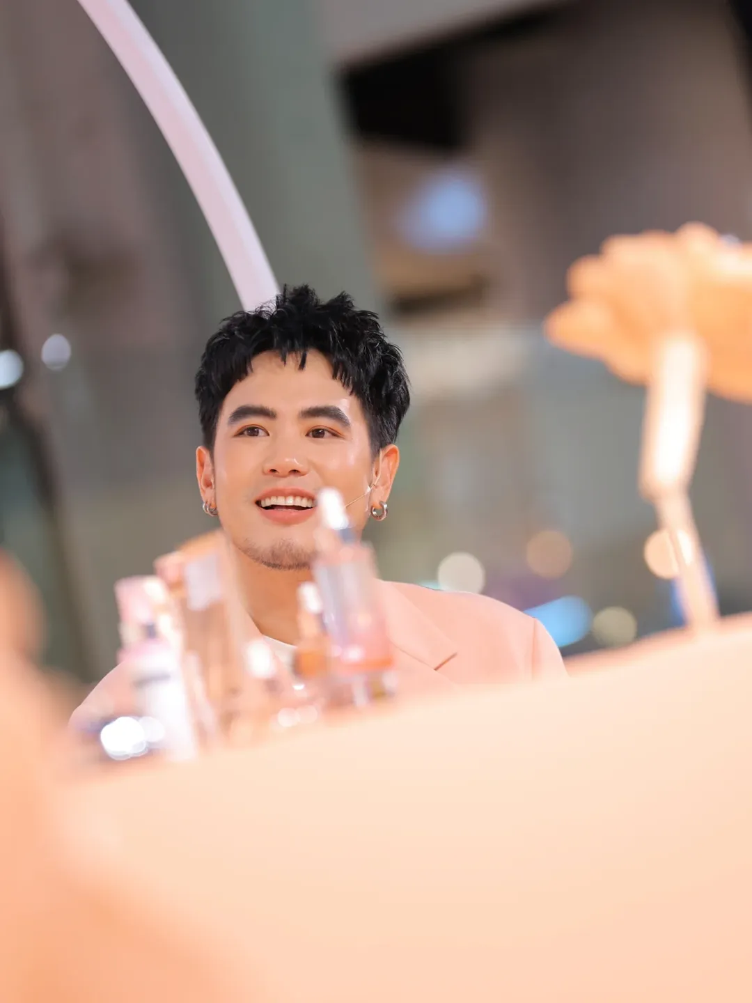 อ๋อง - เขมรัชต์ สุนทรนนท์