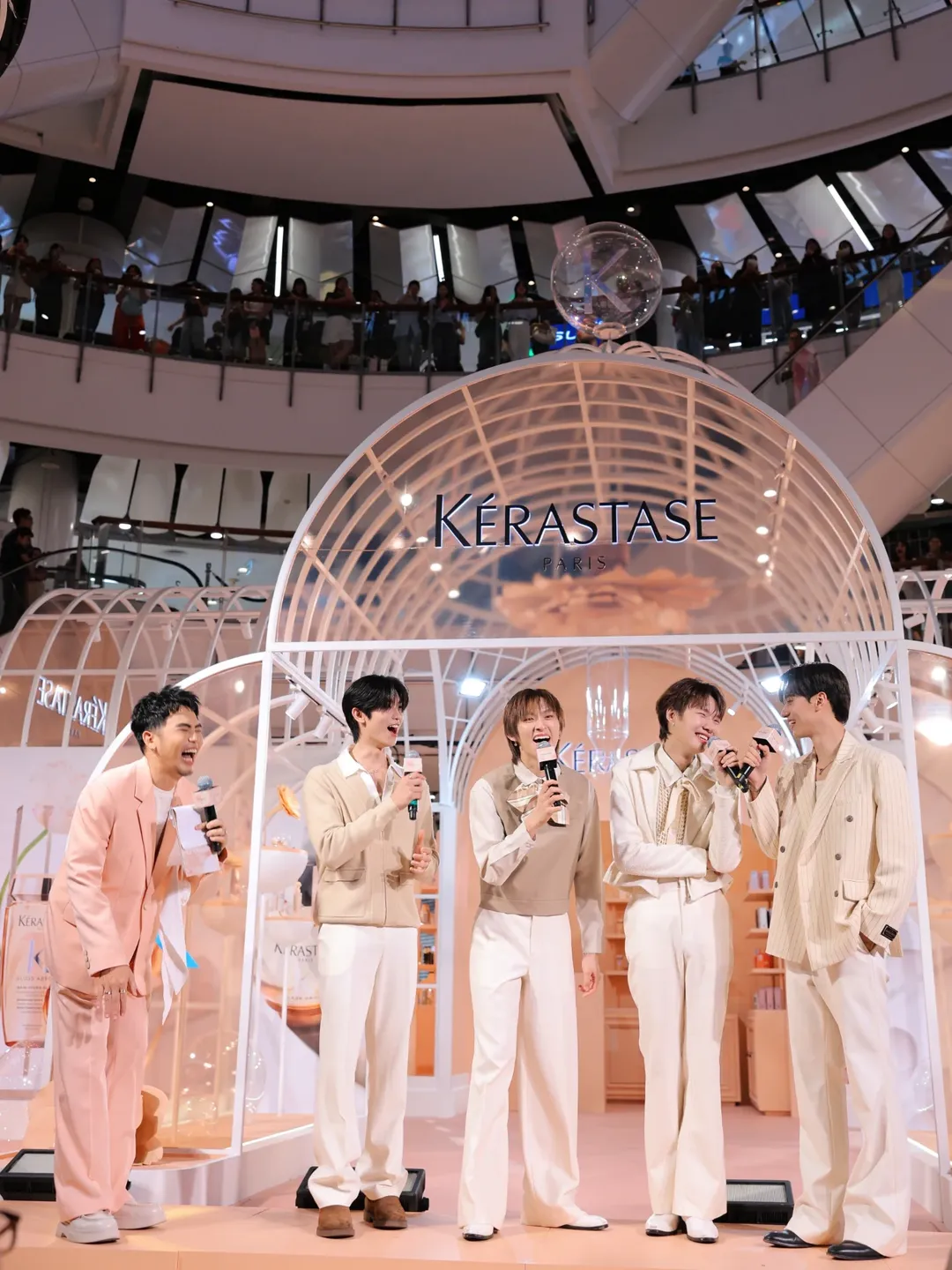 อ๋อง - เขมรัชต์ สุนทรนนท์