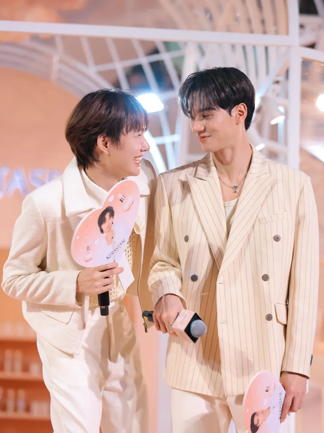 อ๋อง - เขมรัชต์ สุนทรนนท์