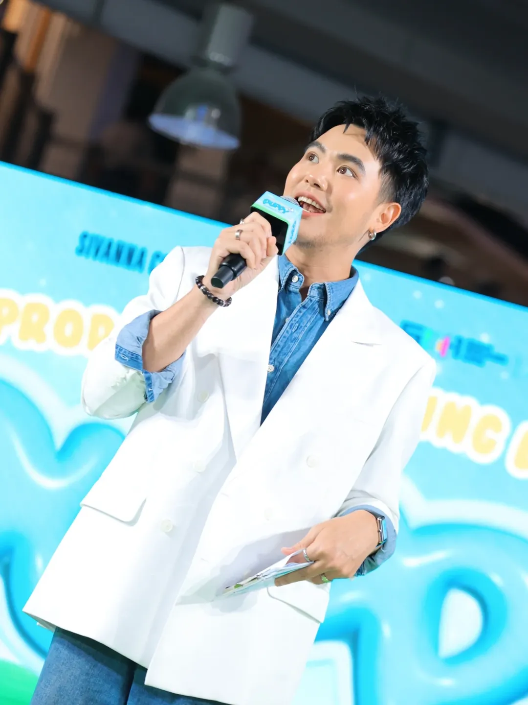 อ๋อง - เขมรัชต์ สุนทรนนท์