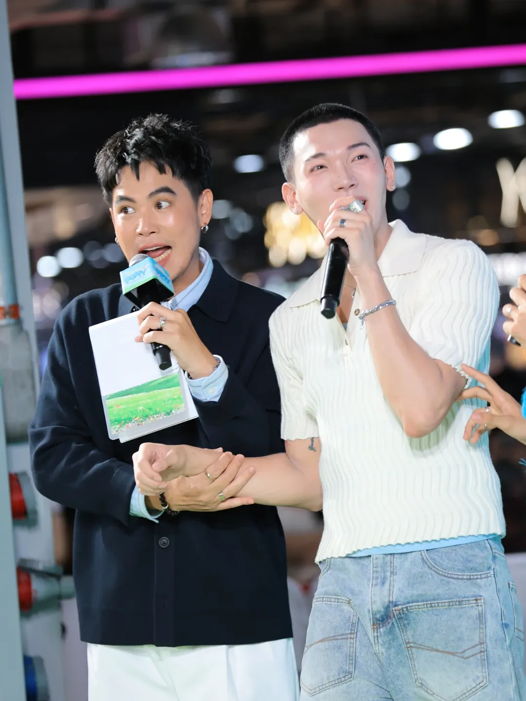 อ๋อง - เขมรัชต์ สุนทรนนท์