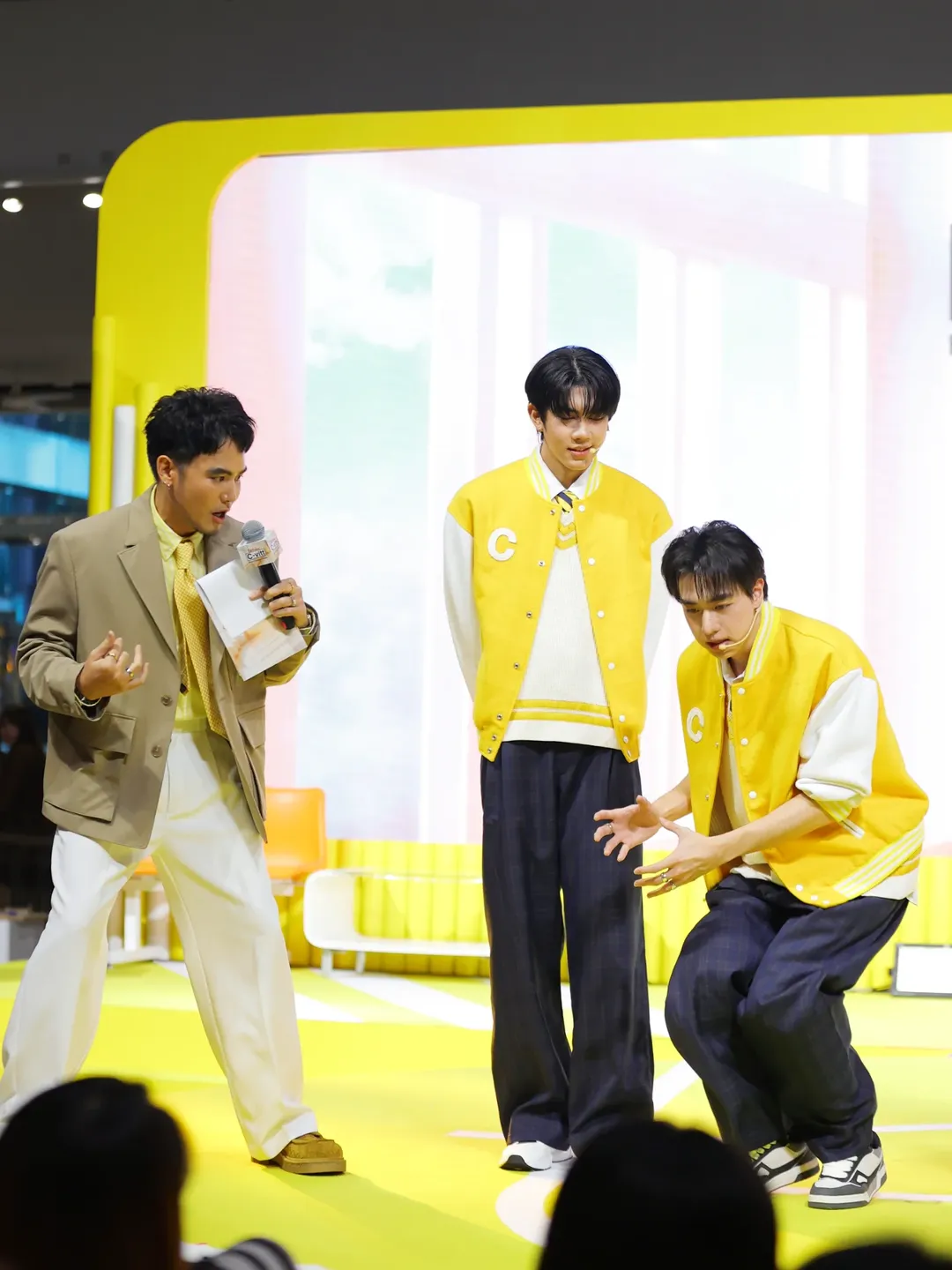อ๋อง - เขมรัชต์ สุนทรนนท์