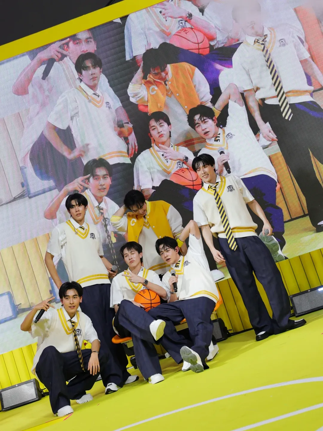 อ๋อง - เขมรัชต์ สุนทรนนท์