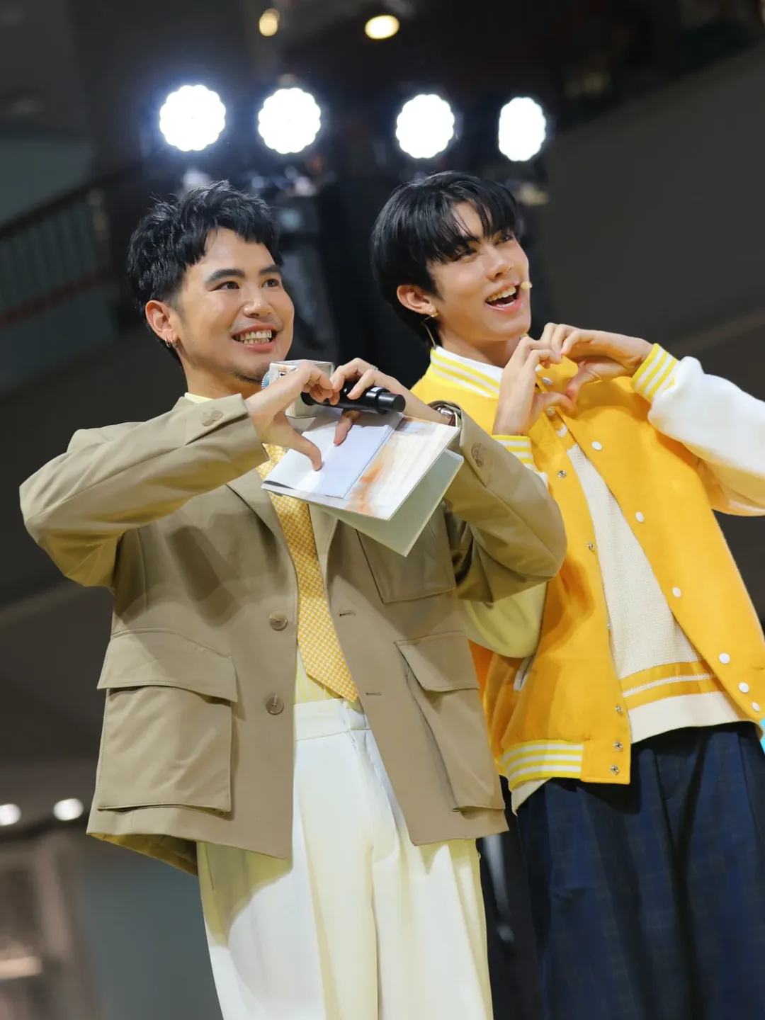 อ๋อง - เขมรัชต์ สุนทรนนท์