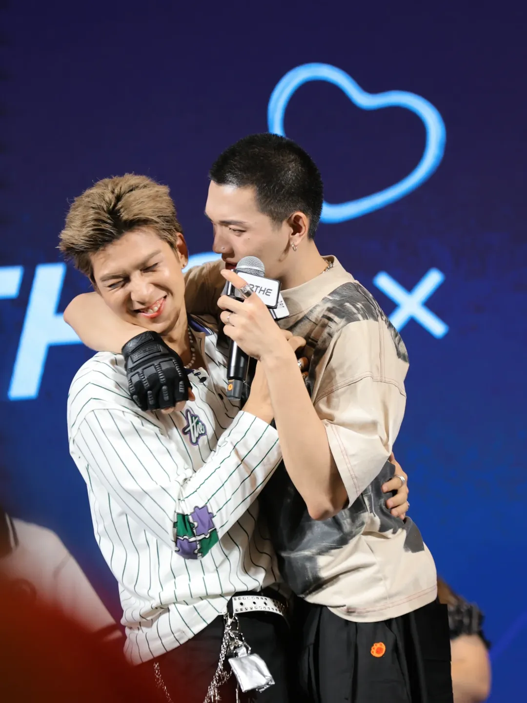 อ๋อง - เขมรัชต์ สุนทรนนท์
