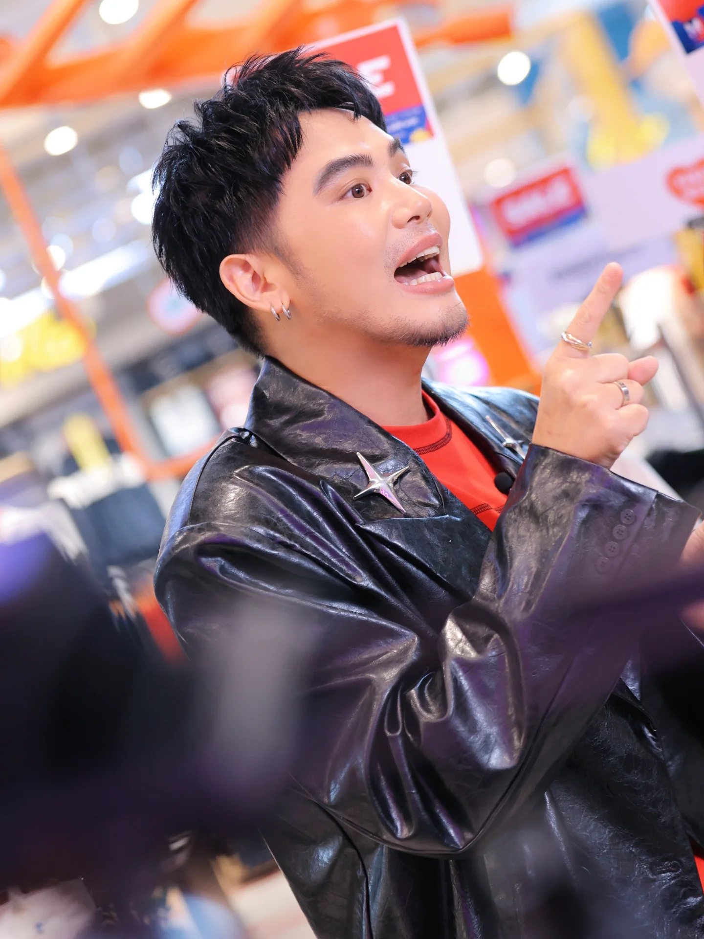 อ๋อง - เขมรัชต์ สุนทรนนท์