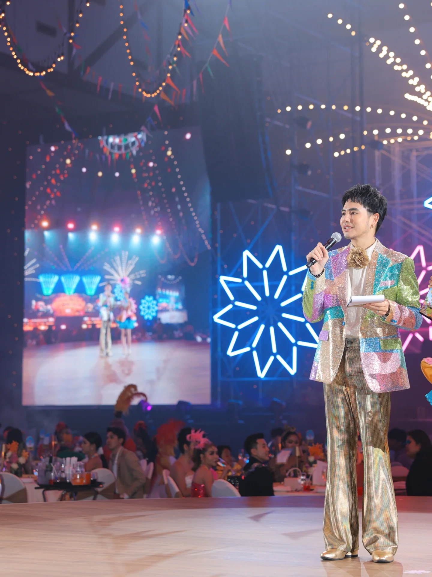 อ๋อง - เขมรัชต์ สุนทรนนท์