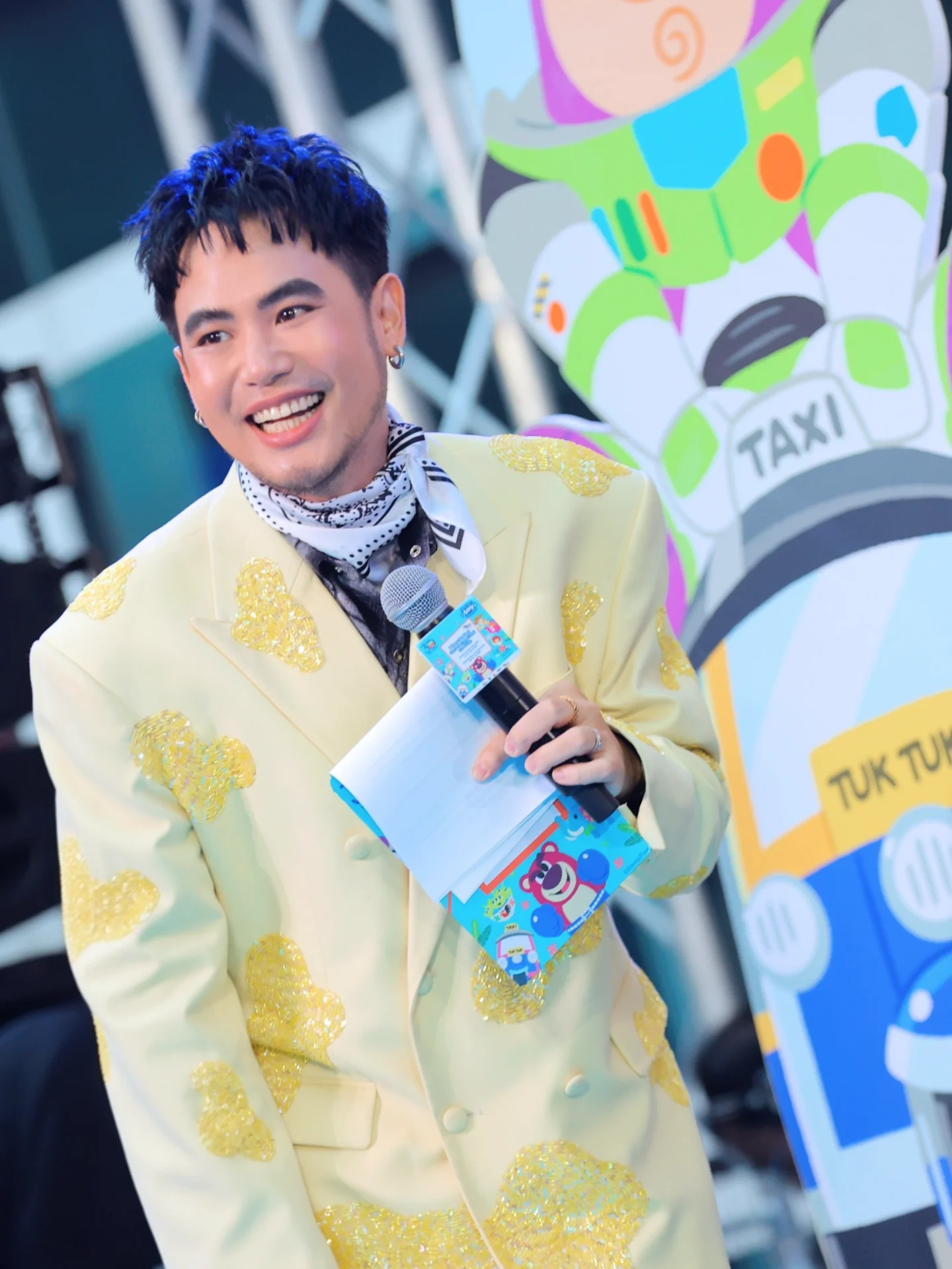 อ๋อง - เขมรัชต์ สุนทรนนท์