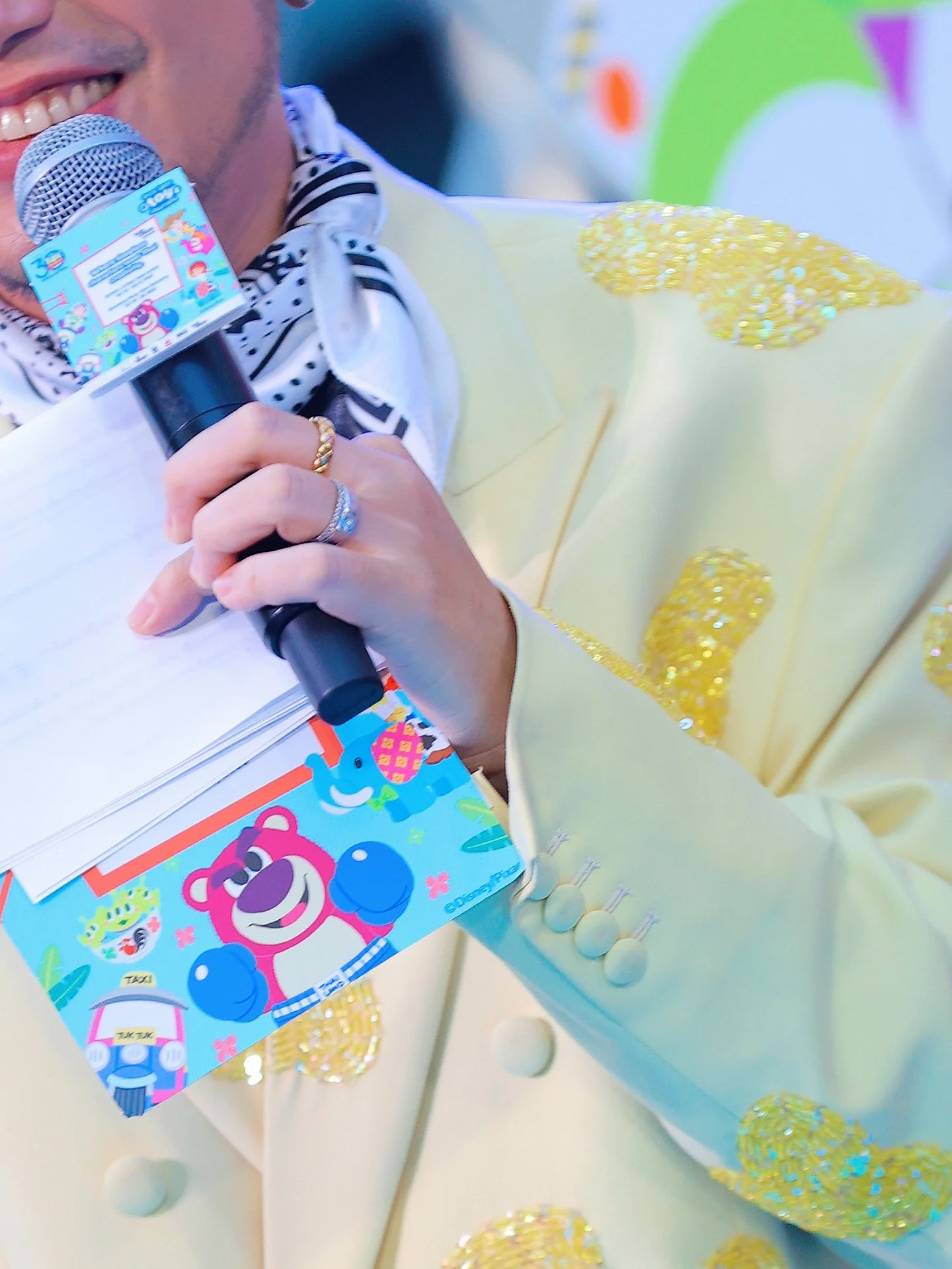 อ๋อง - เขมรัชต์ สุนทรนนท์
