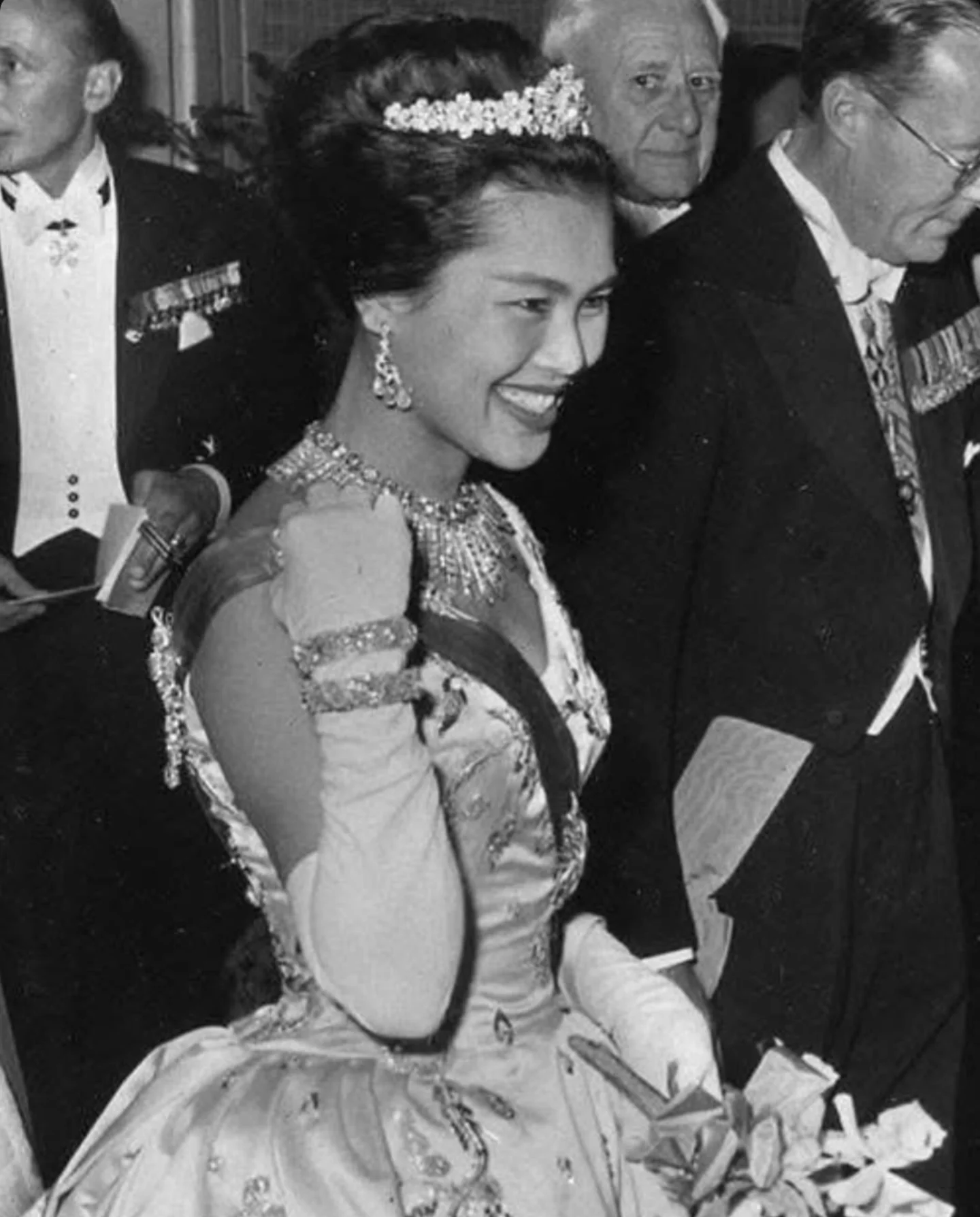 อ๋อง - เขมรัชต์ สุนทรนนท์