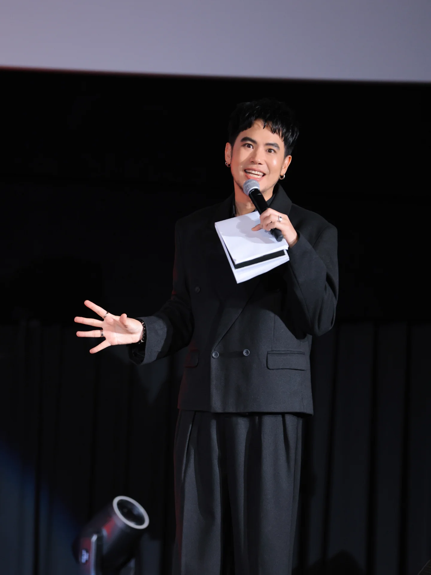 อ๋อง - เขมรัชต์ สุนทรนนท์