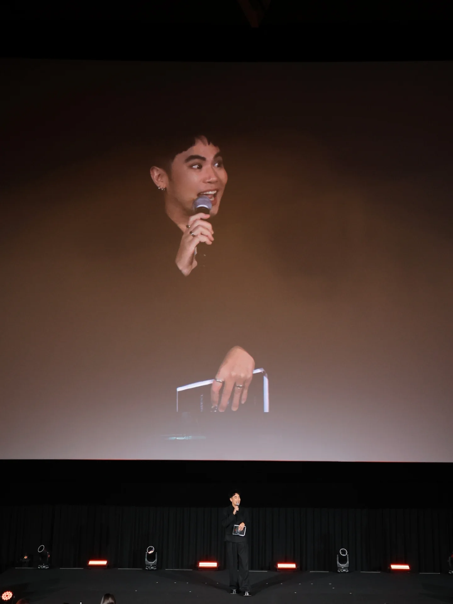 อ๋อง - เขมรัชต์ สุนทรนนท์