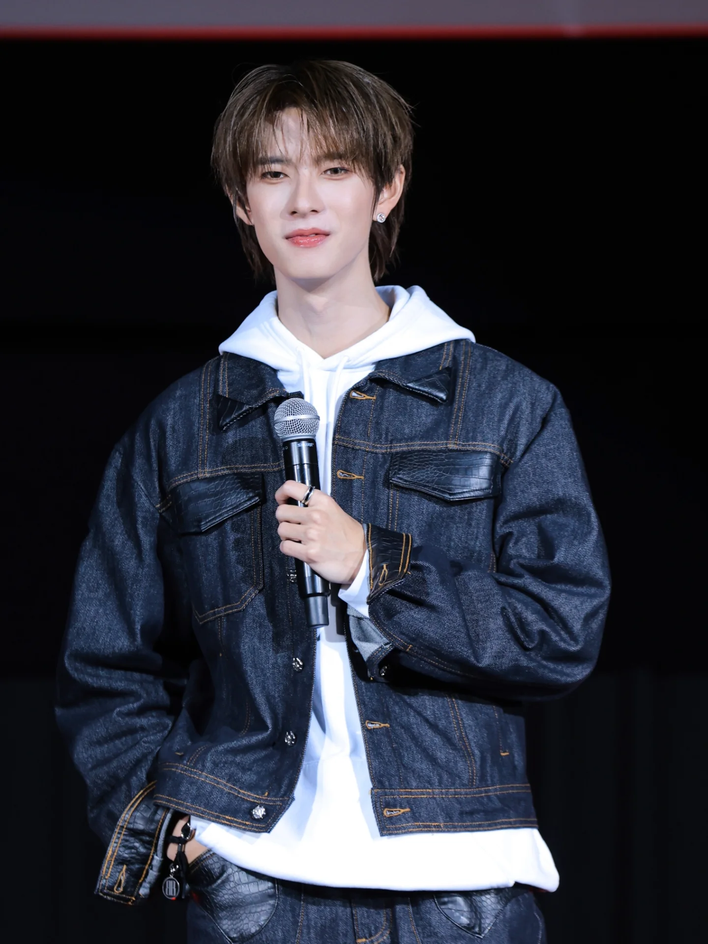 อ๋อง - เขมรัชต์ สุนทรนนท์