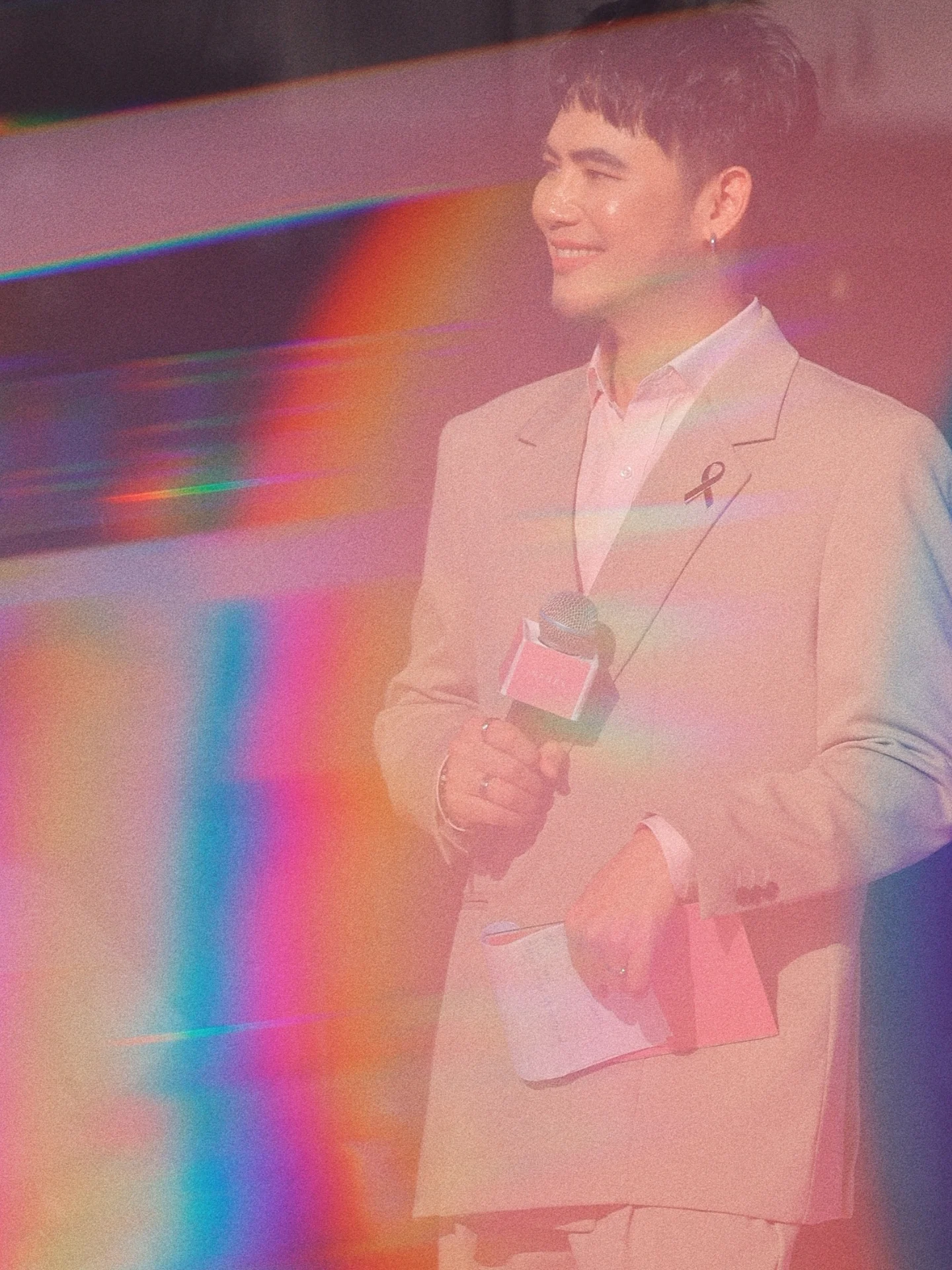 อ๋อง - เขมรัชต์ สุนทรนนท์