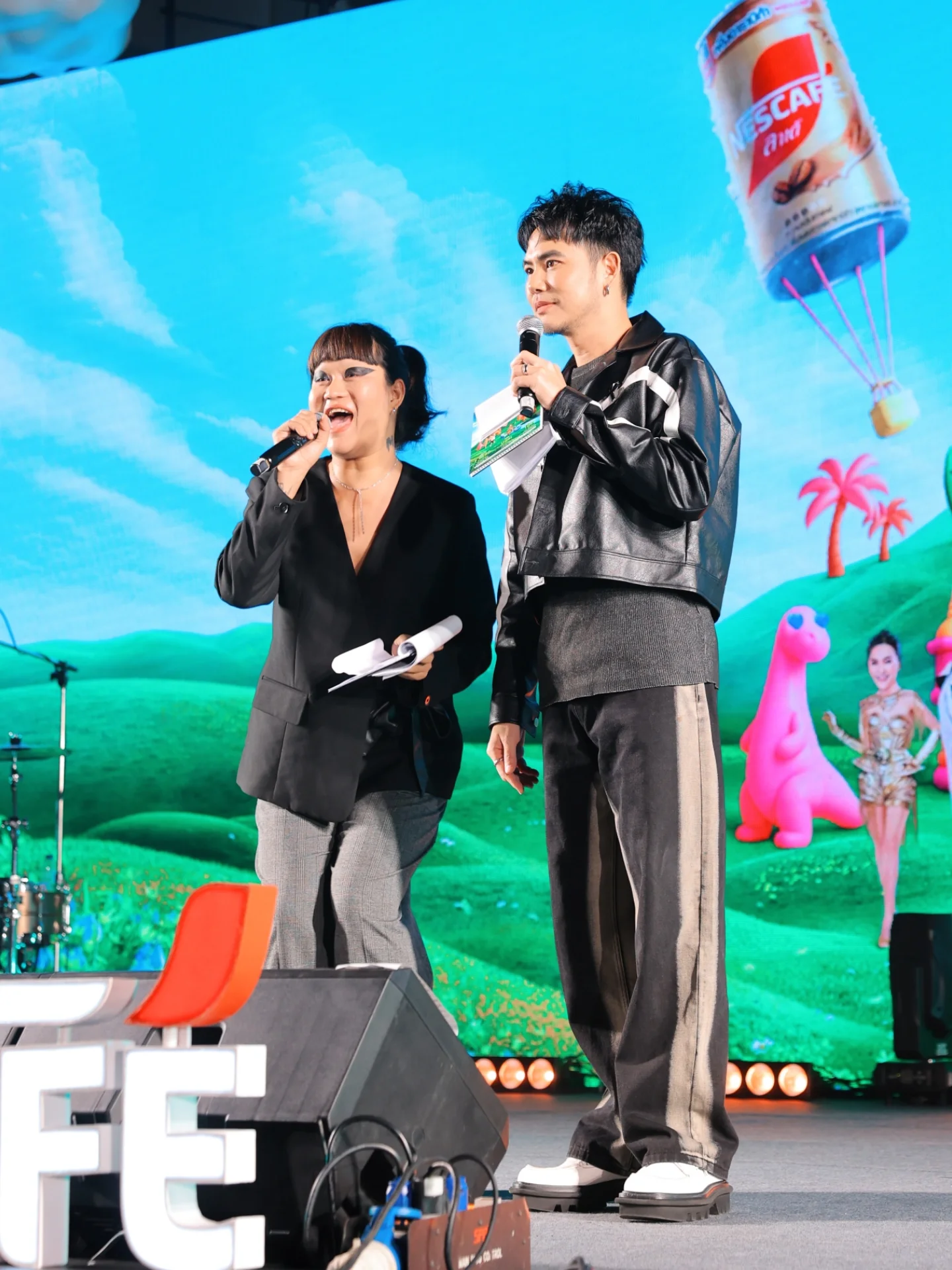 อ๋อง - เขมรัชต์ สุนทรนนท์