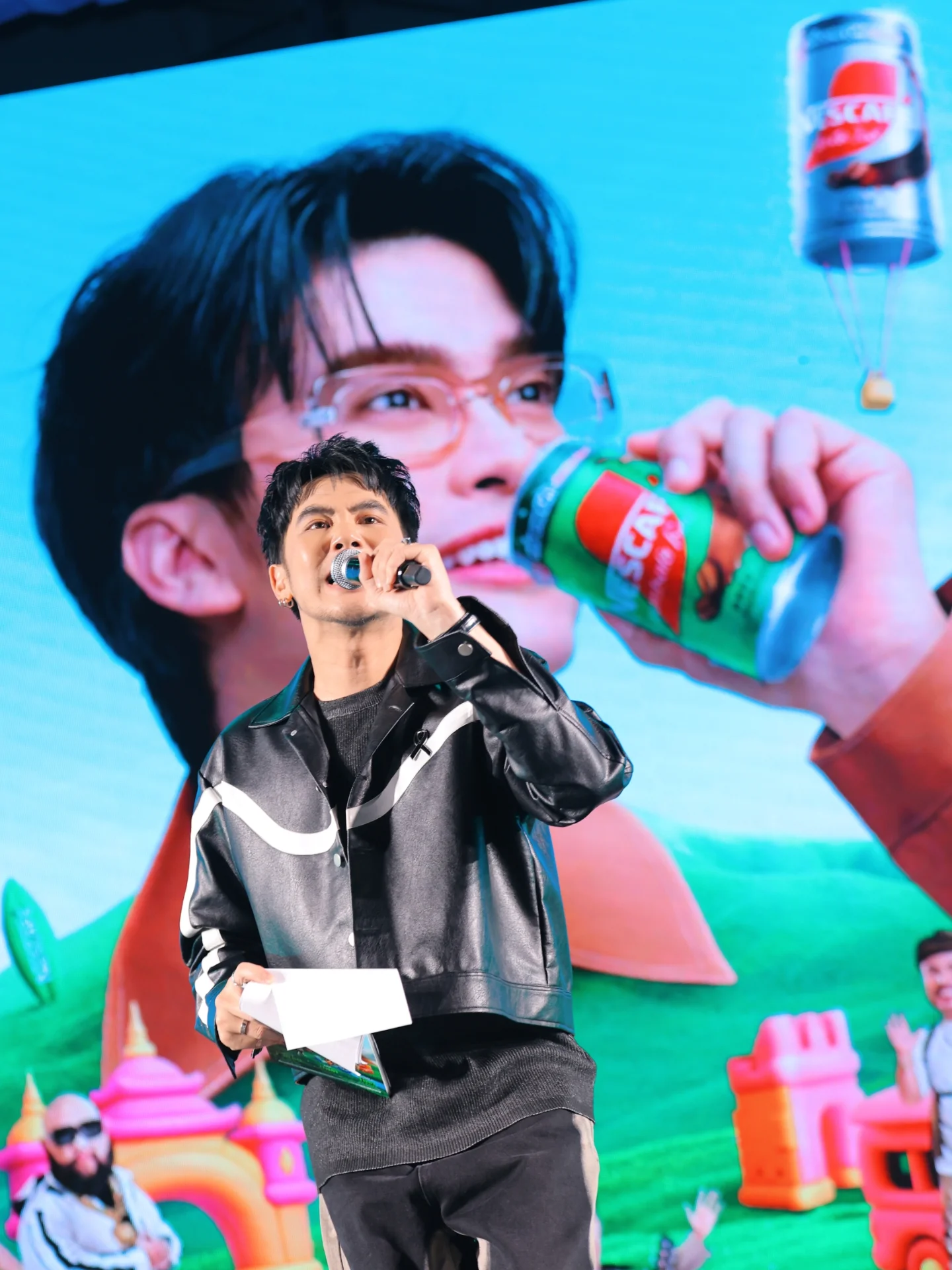 อ๋อง - เขมรัชต์ สุนทรนนท์