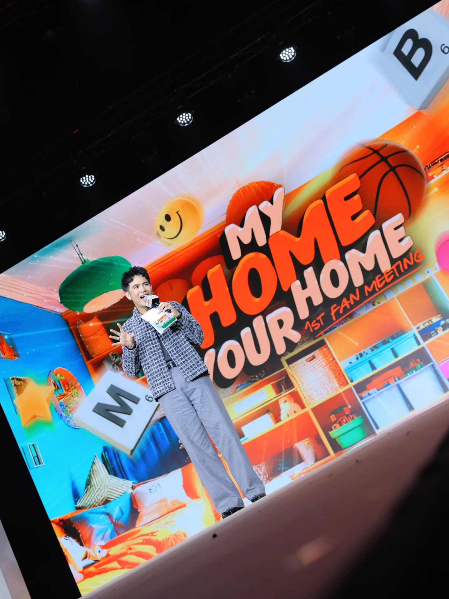 อ๋อง - เขมรัชต์ สุนทรนนท์